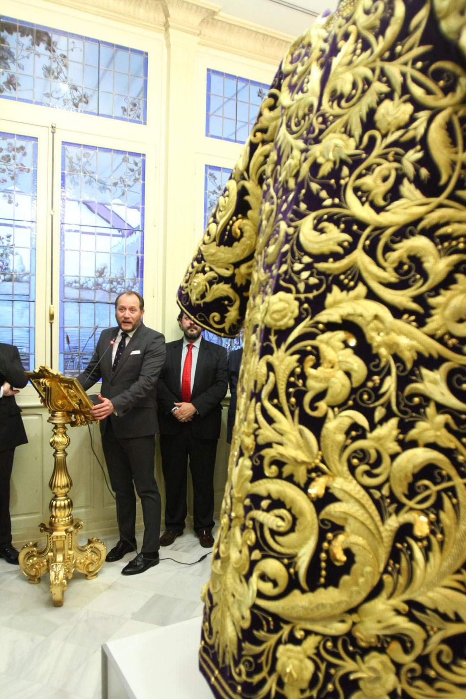 Presentación de la nueva túnica del Nazareno