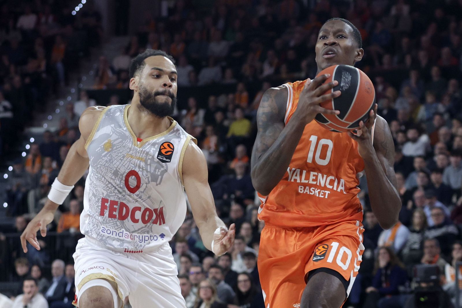 Nedovic doma al Valencia antes de la visita del Unicaja (92-101)