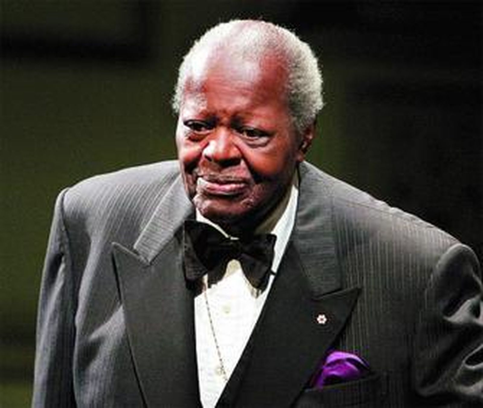 Oscar Peterson, el 28 de agosto de 2005 tras una actuación en Dresden (Alemania).