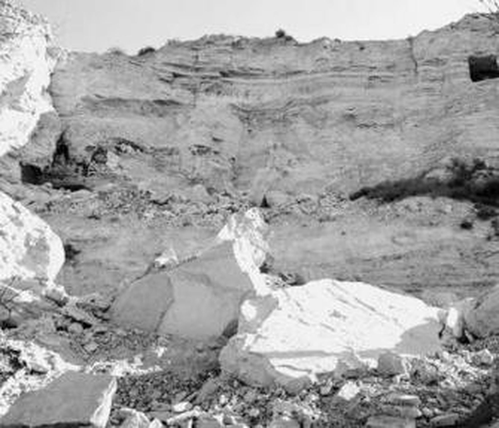 Técnicos descubren graves daños en cuevas medievales de origen almohade