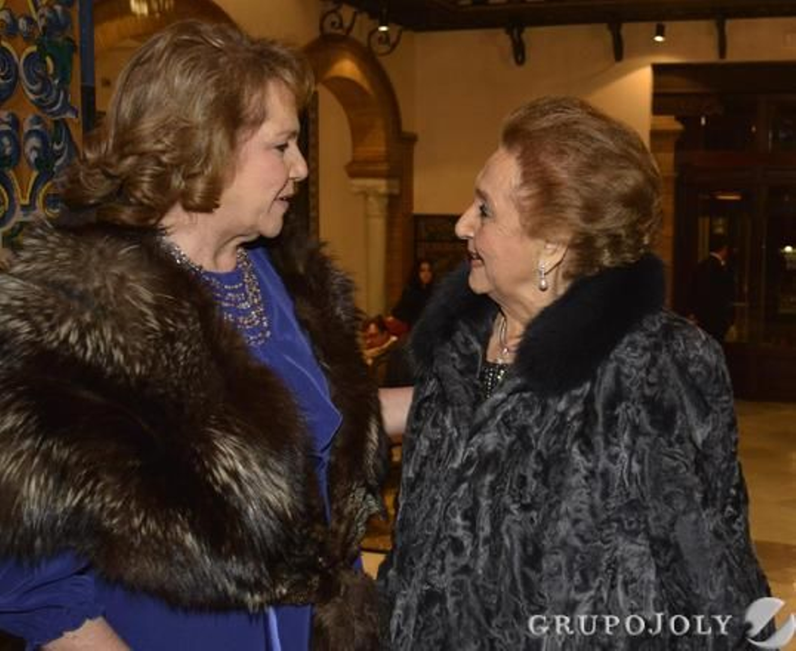 Concha Yoldi, con su madre Concha García Gordillo. / Reportaje gráfico: Antonio Pizarro, Juan Carlos Muñoz y Juan Carlos Vázquez