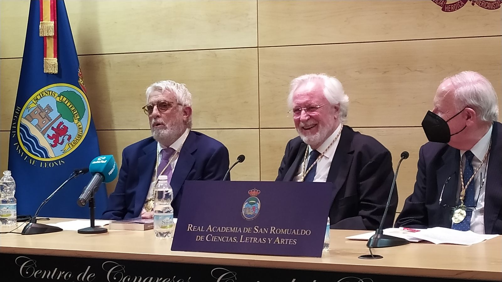 Mesa redonda 'Narrar en pandemia'.