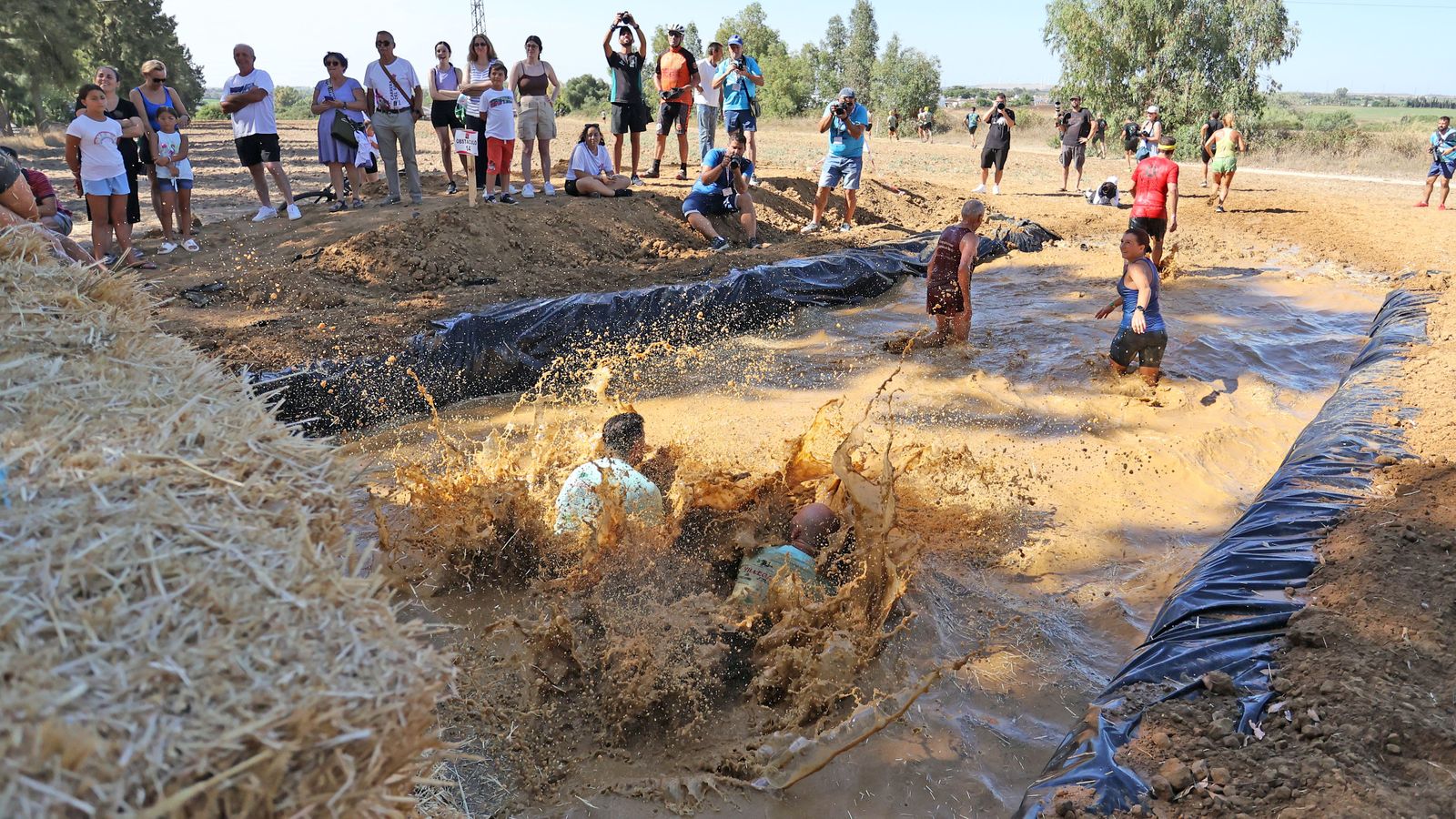 Búscate en la V Carrera del Barro de La Barca