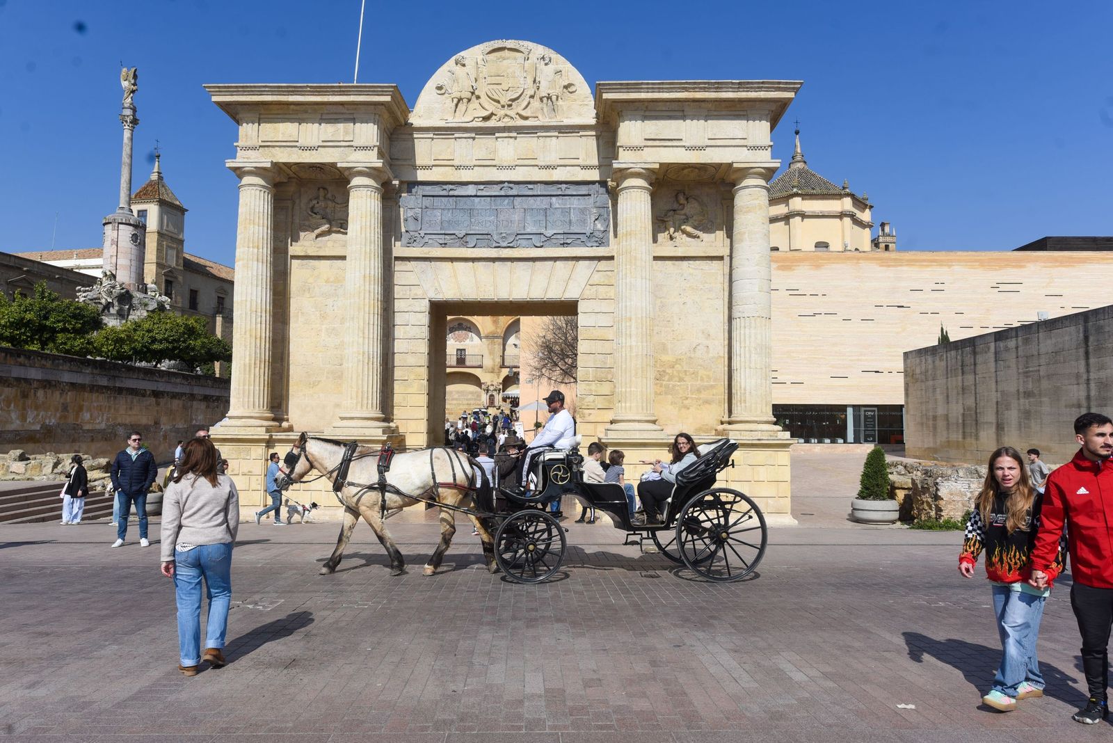 El arranque de la primavera meteorológica en Córdoba, en imágenes