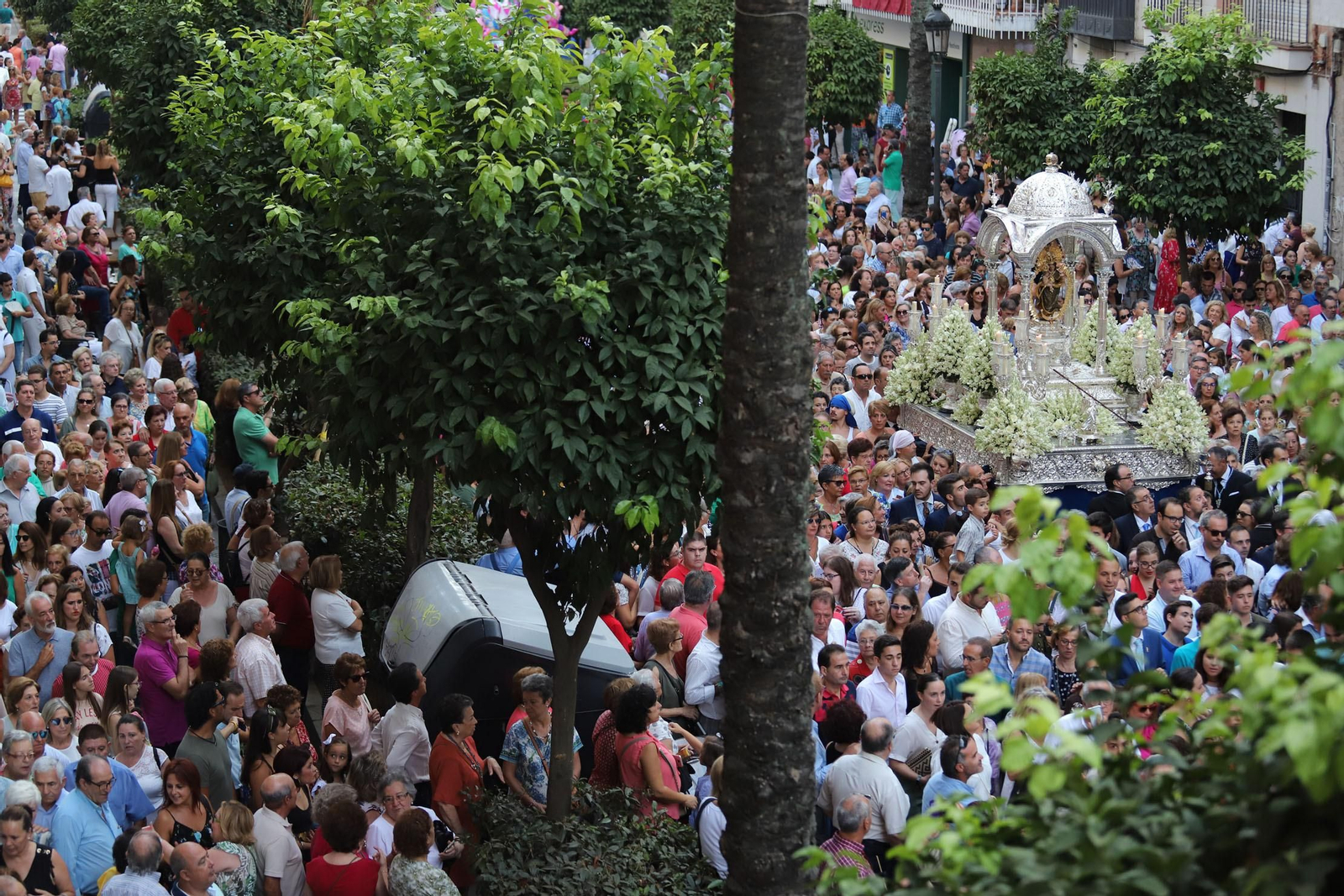 Traslado popular de la Virgen de la Cinta a su Santuario