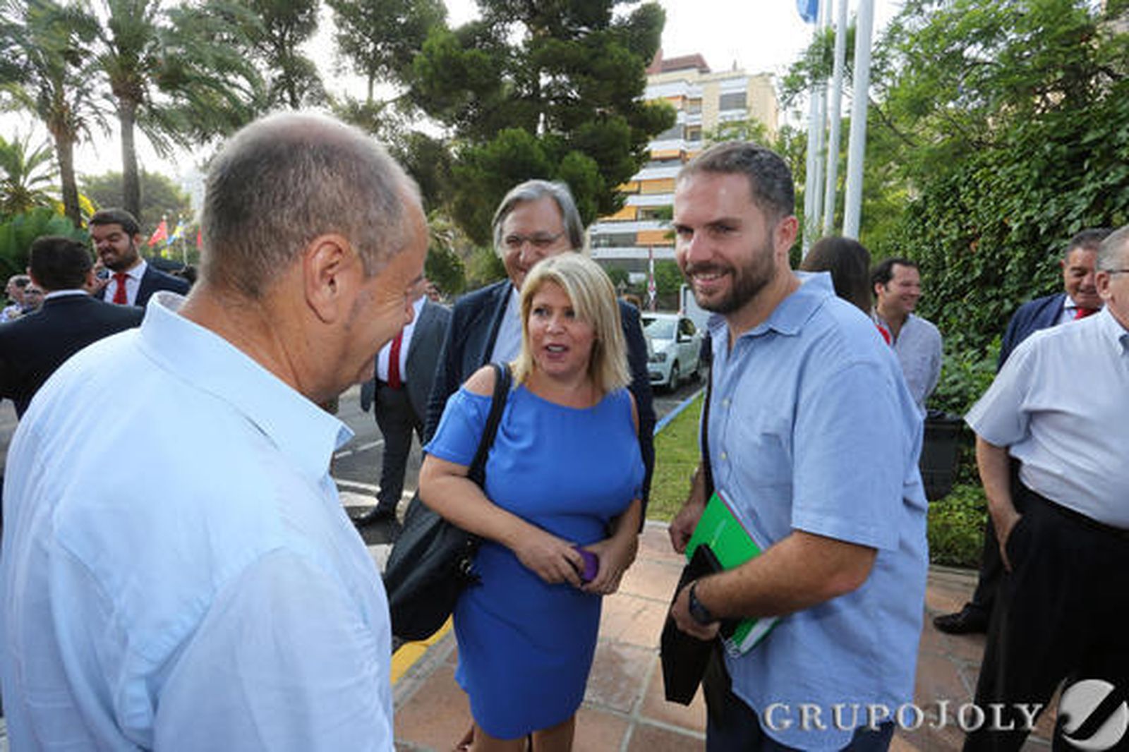 La alcaldesa de Jerez, Mamen Sánchez, a su llegada a las instalaciones del Hotel Jerez.

Foto: Pascual