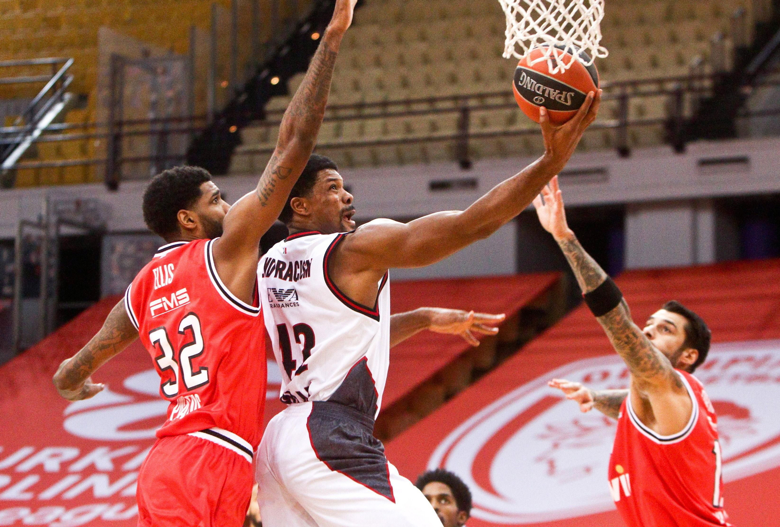 La carrera de Giorgos Printezis, en fotos