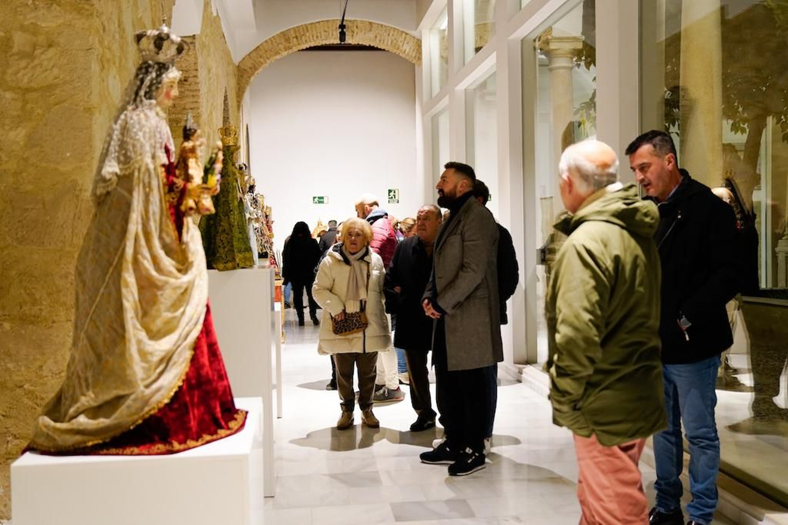 'Araceli en el arte', la exposición por el aniversario de la coronación canónica de la patrona de Lucena, en imágenes