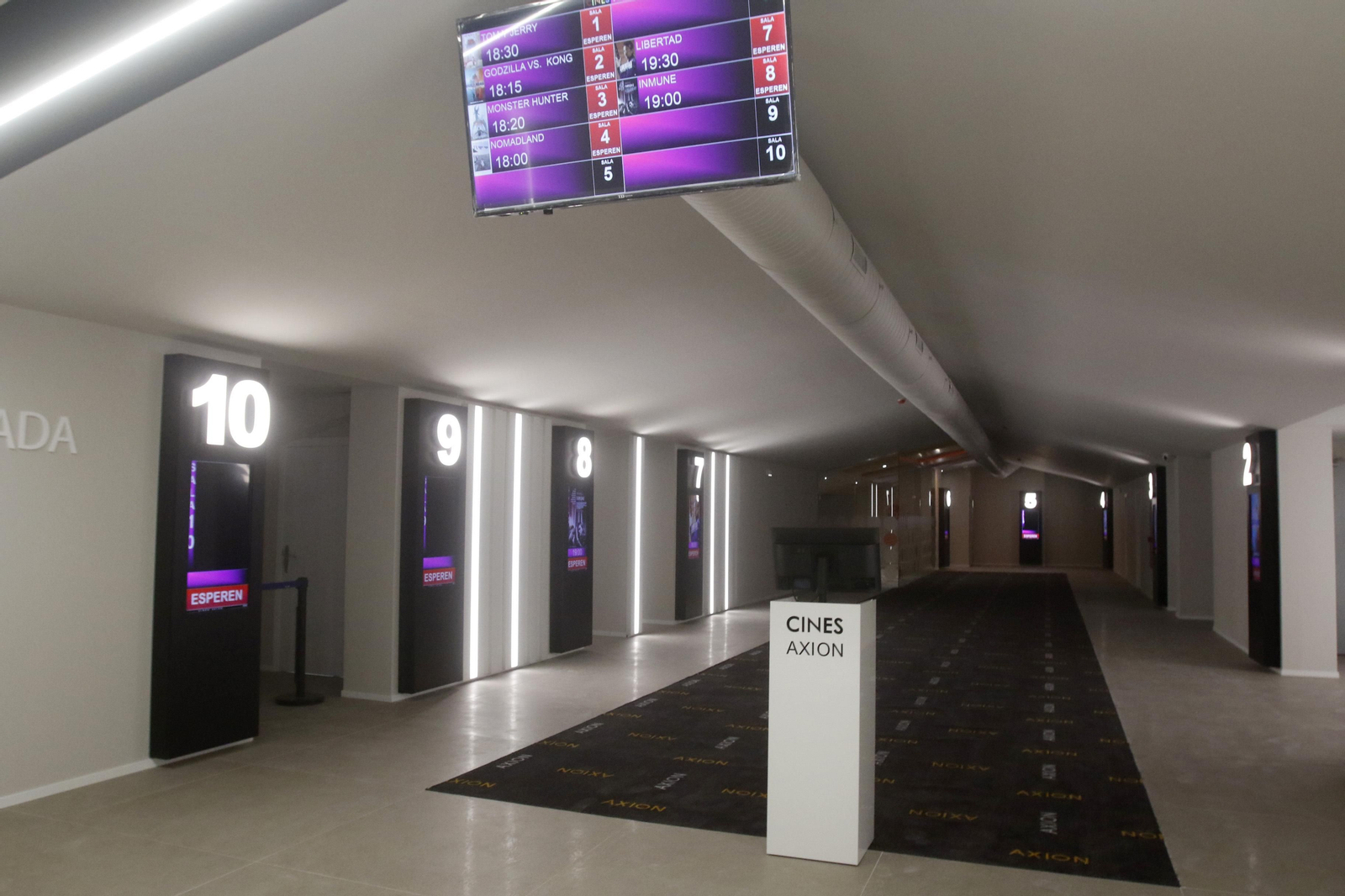 Los nuevos cines Axion del centro comercial El Arcángel, en fotografías