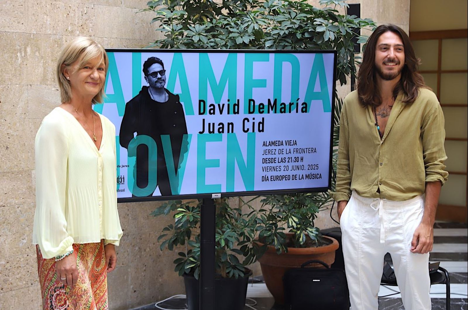 Carmen Pina y Juan Cid, en la presentación del Festival Alameda Joven.