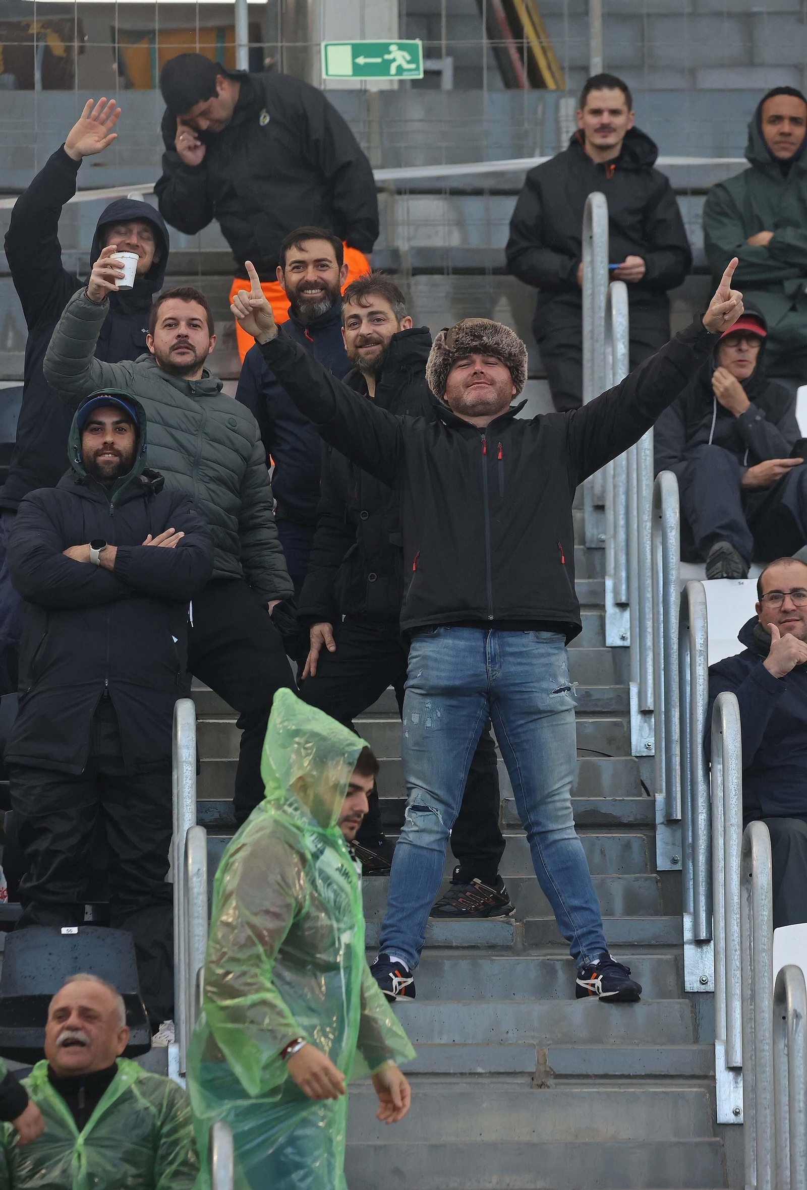 Búscate en el Ciudad de La Línea  durante el Balona-Manchego de Segunda RFEF
