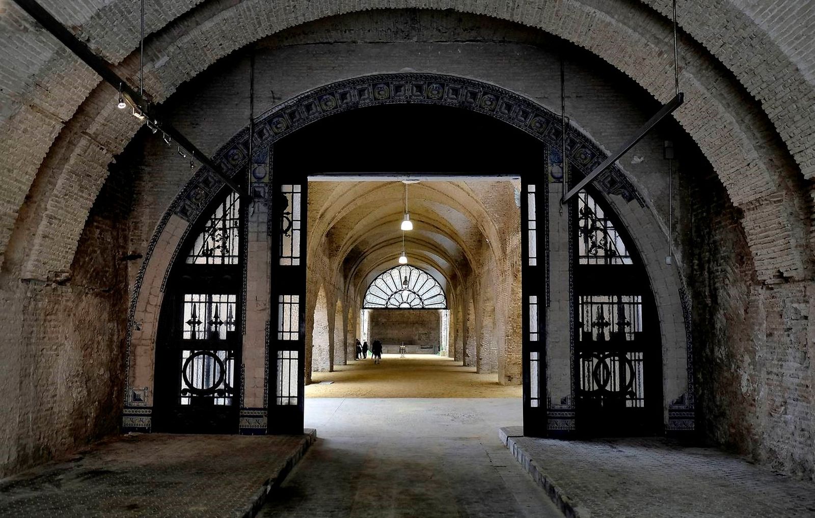 Interior de las Atarazanas de Sevilla.