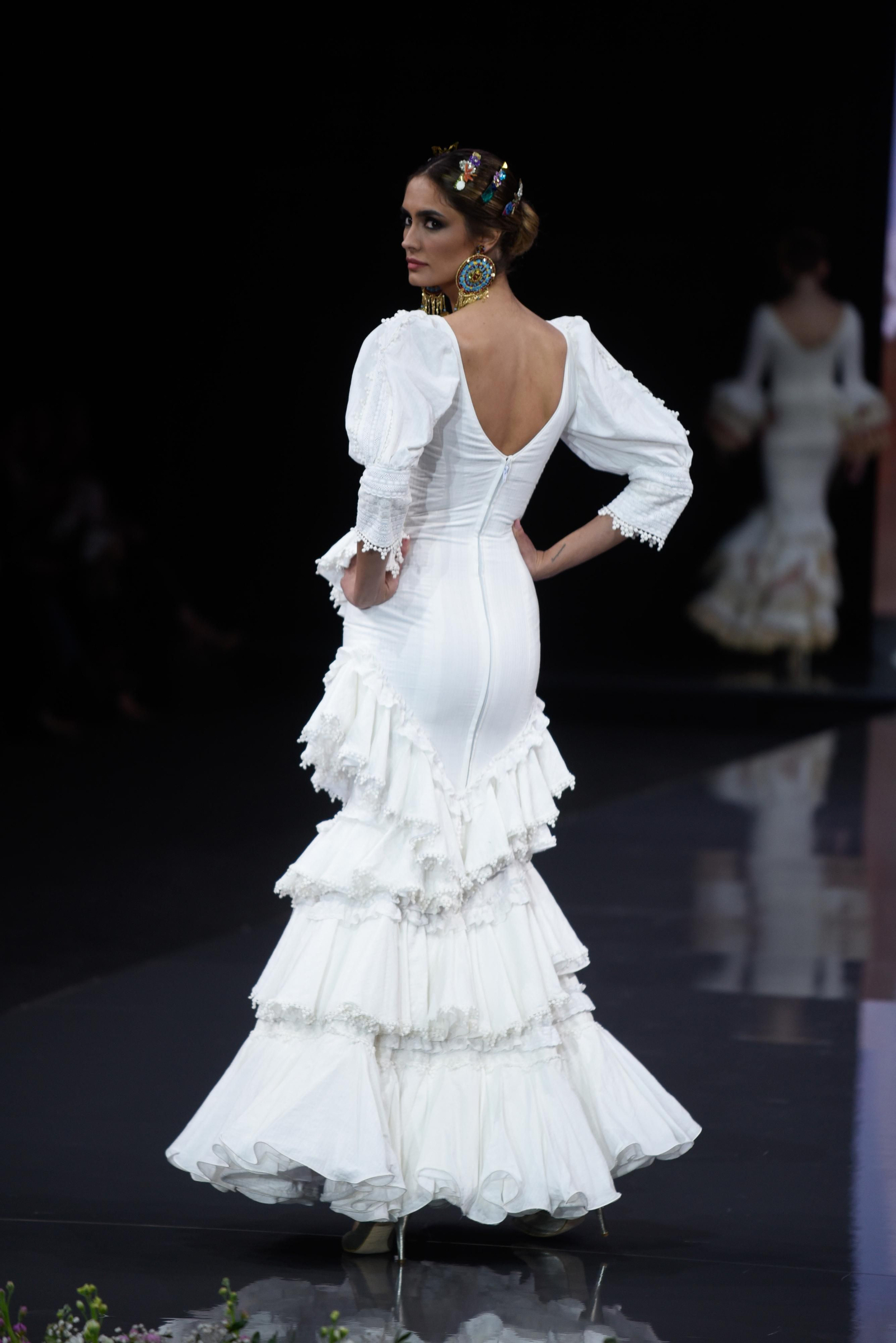 El desfile de Aurora Gaviño en SIMOF 2023,  todas las fotos