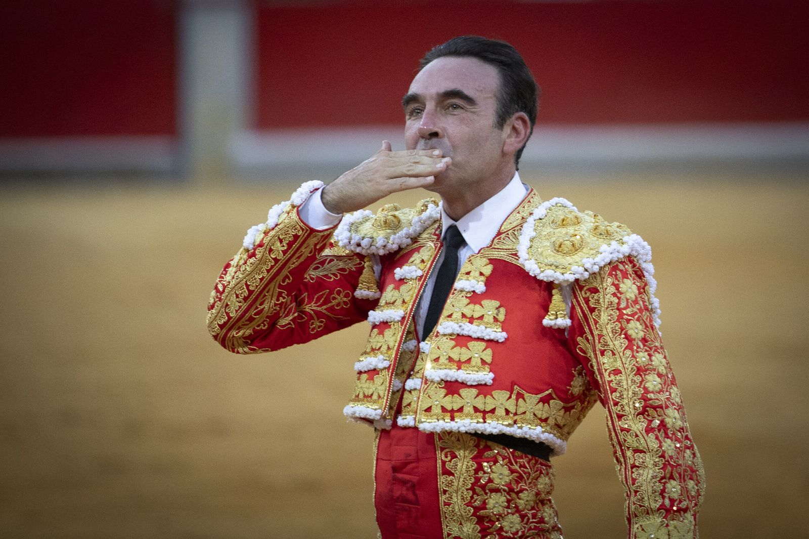 El Fandi y Ponce triunfan en la primera corrida del Corpus