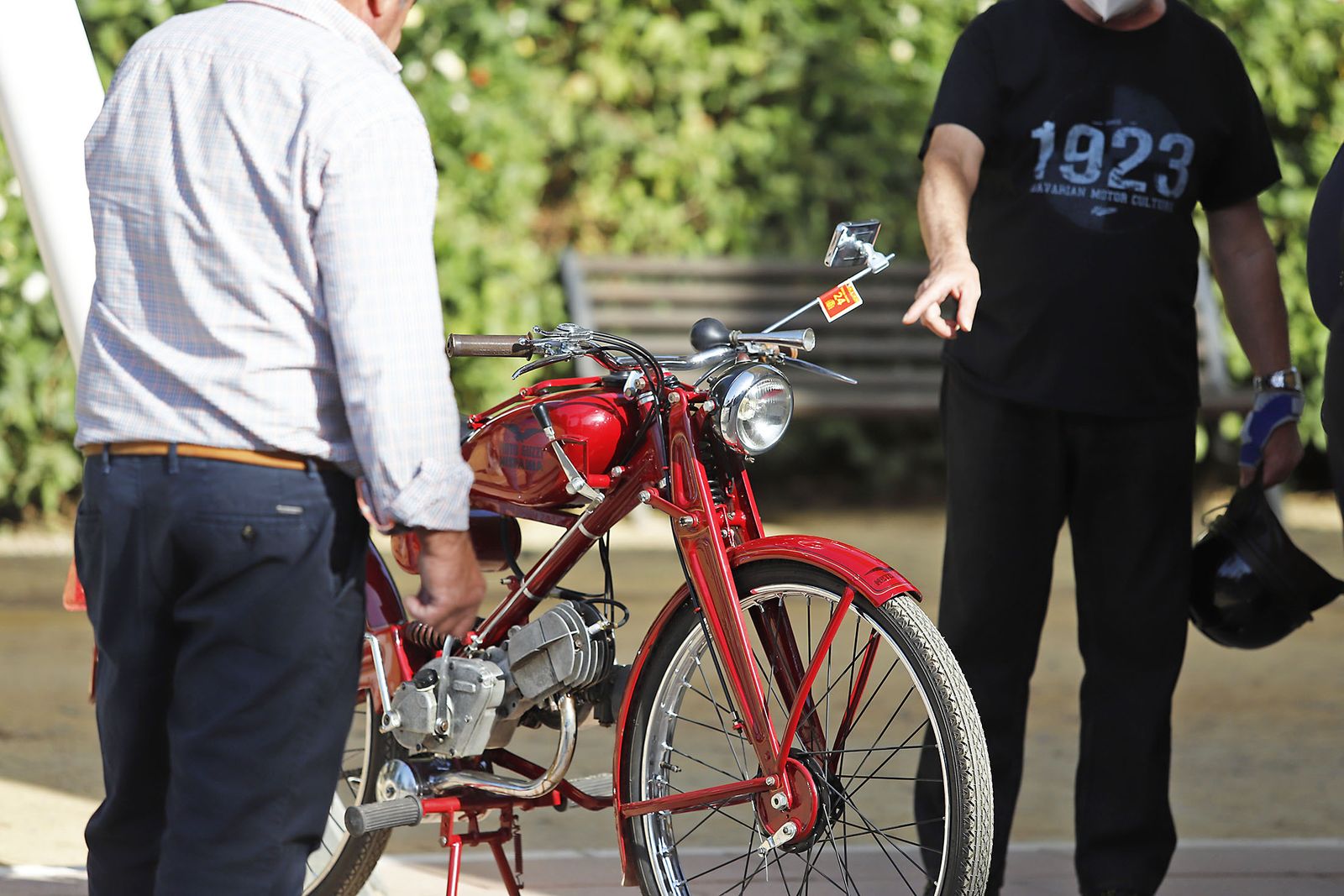 XVII concentración de vehículos antiguos Ciudad de Huelva