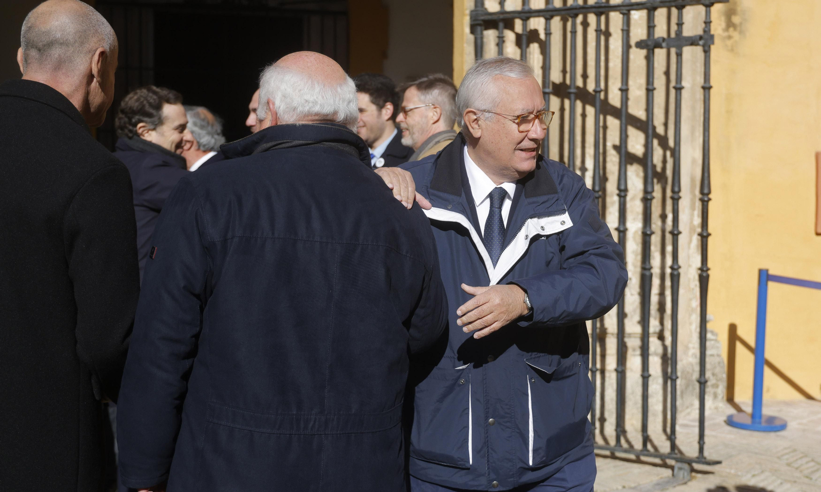 La firma histórica para construir la línea 3 del Metro de Sevilla, en imágenes