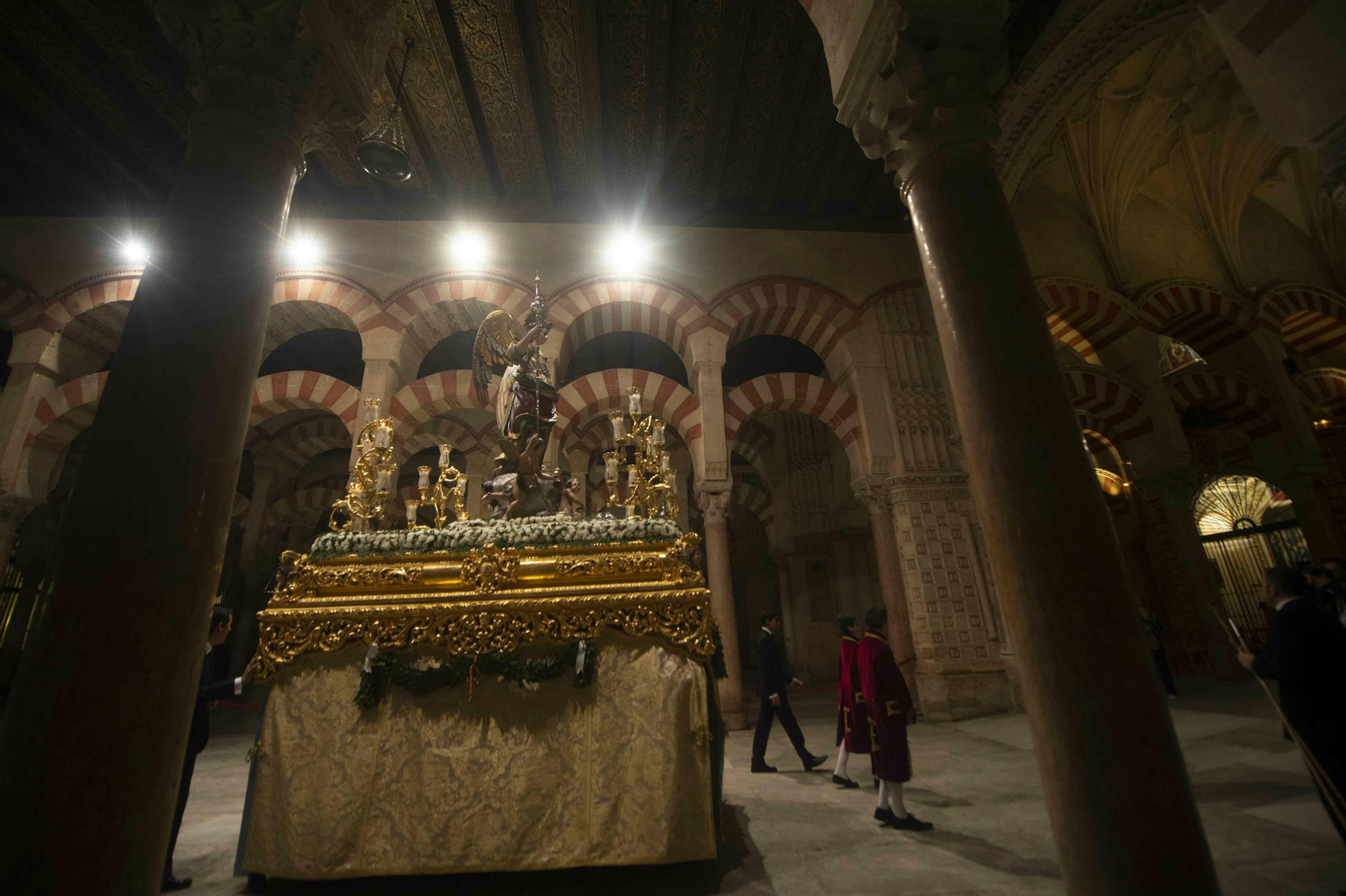 Las fotos del Jubileo de las Cofradías con motivo de la bendición del Sagrado Corazón de Jesús de las Ermitas
