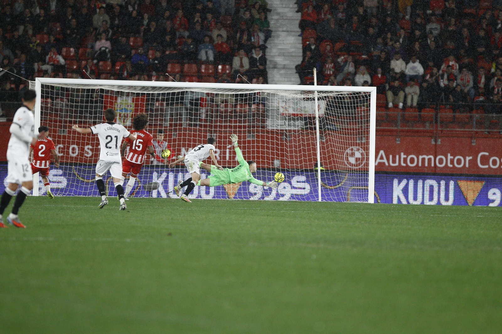Las fotos del partido de fútbol U.D. Almería-Real Burgos