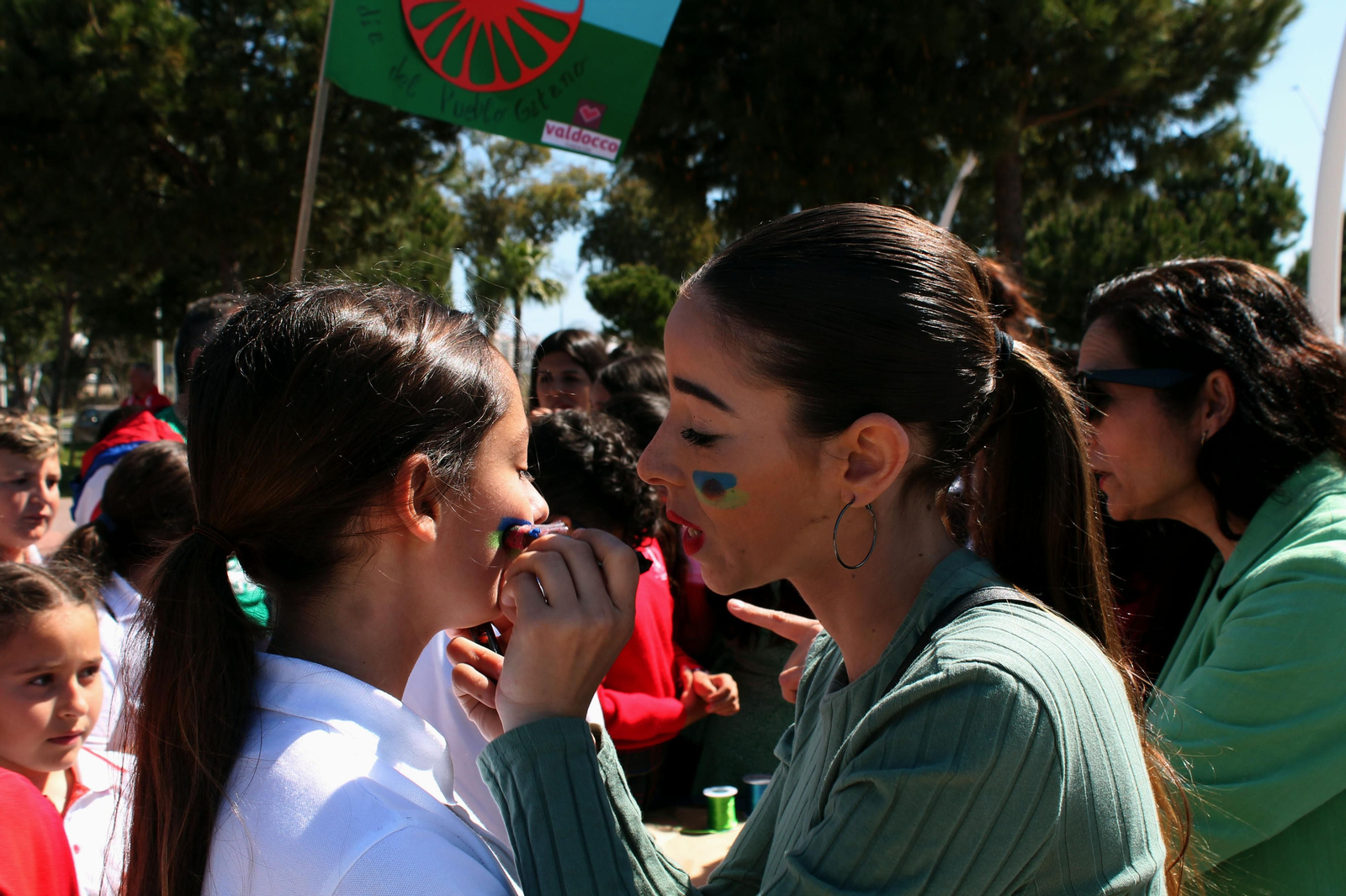 Acto conmemorativo de Día Internacional del Pueblo Gitano, en imágenes
