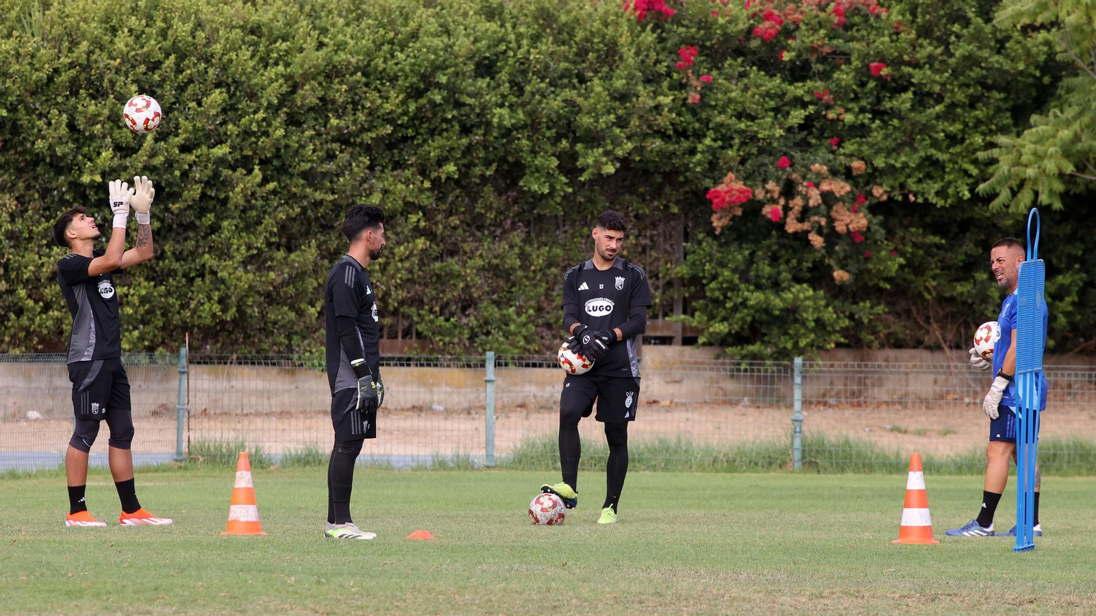 Imágenes del entrenamiento del Xerez CD en el 'Pepe Ravelo' de Chapín