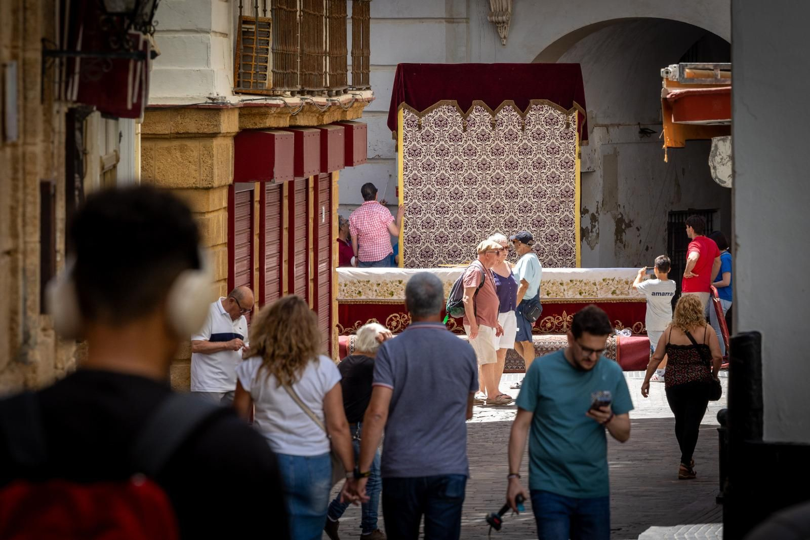 Imágenes de los preparativos para el Corpus en Cádiz