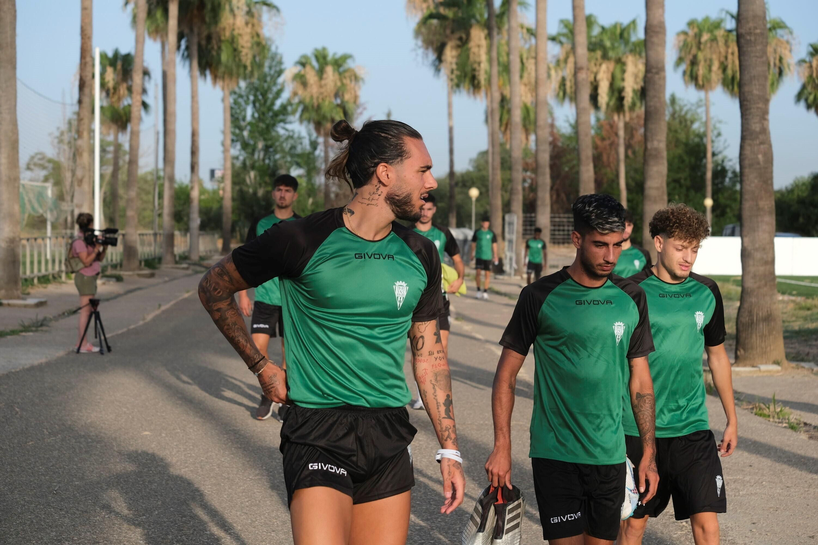 El primer entrenamiento del Córdoba CF, en imágenes