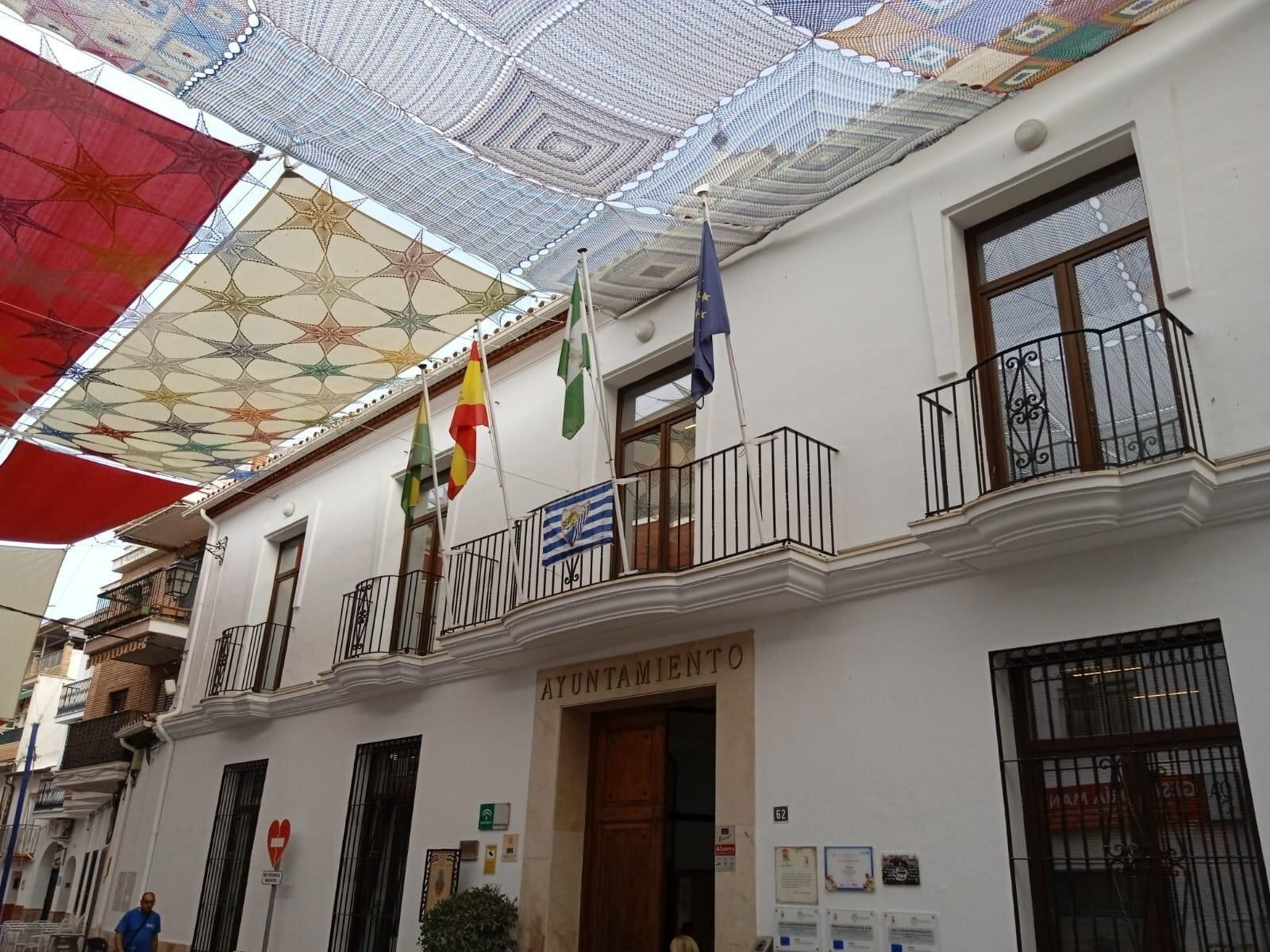 Los ayuntamientos de la provincia con el Málaga CF por bandera