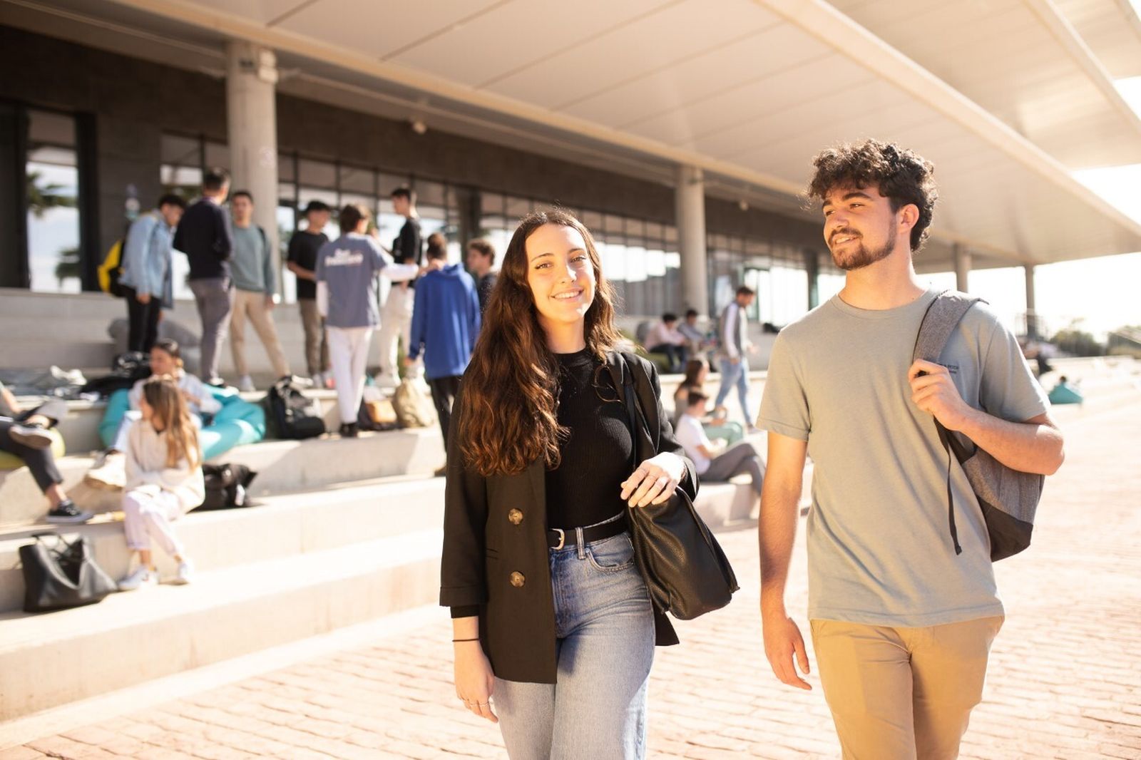 Loyola se consolida como la universidad andaluza líder en internacionalización, empleabilidad y rendimiento académico