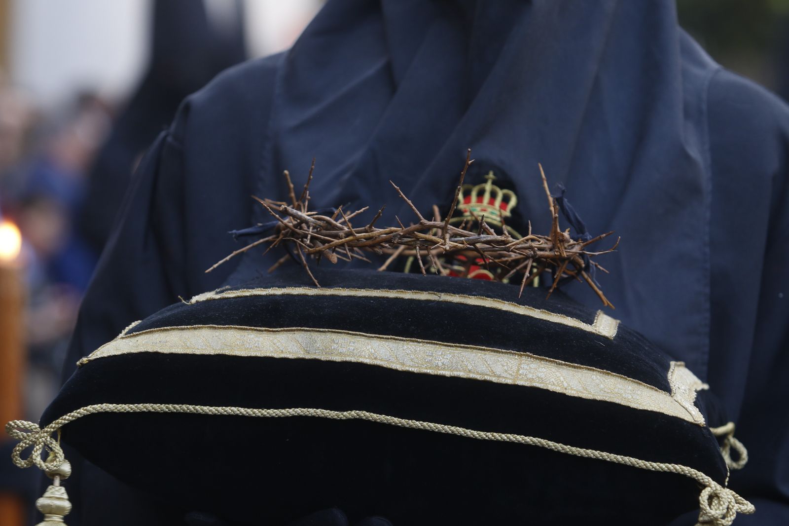 Viernes Santo en Córdoba: la procesión de los Dolores, en imágenes