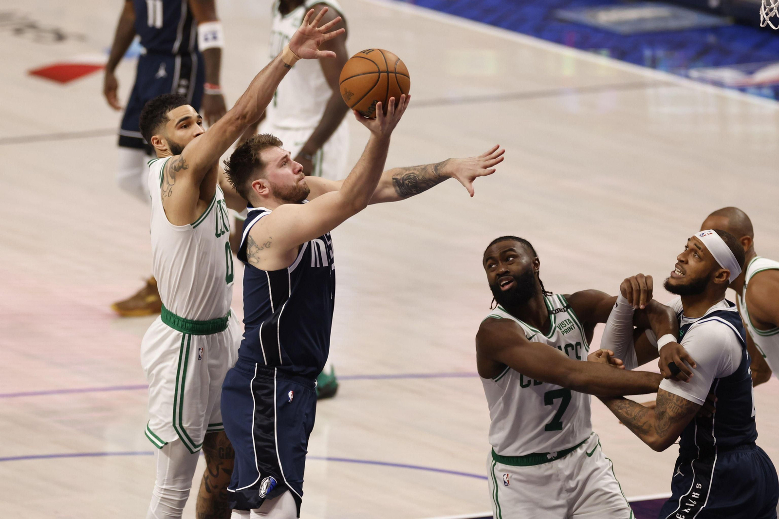 Las mejores fotos del tercer partido de la final de la NBA