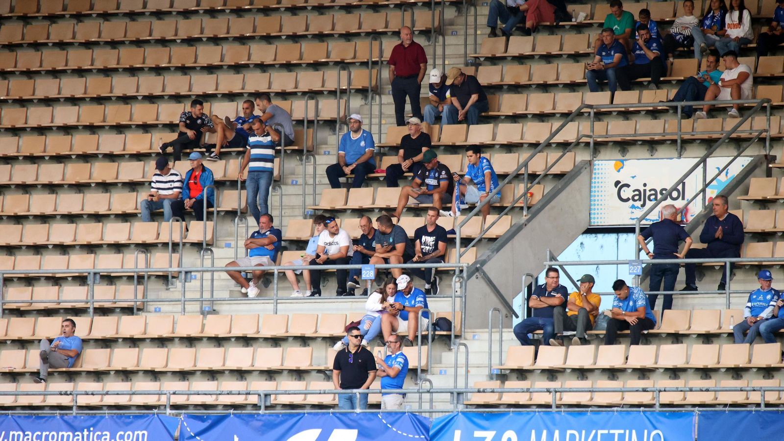 Búscate en el Xerez DFC contra Orihuela CF en Chapín