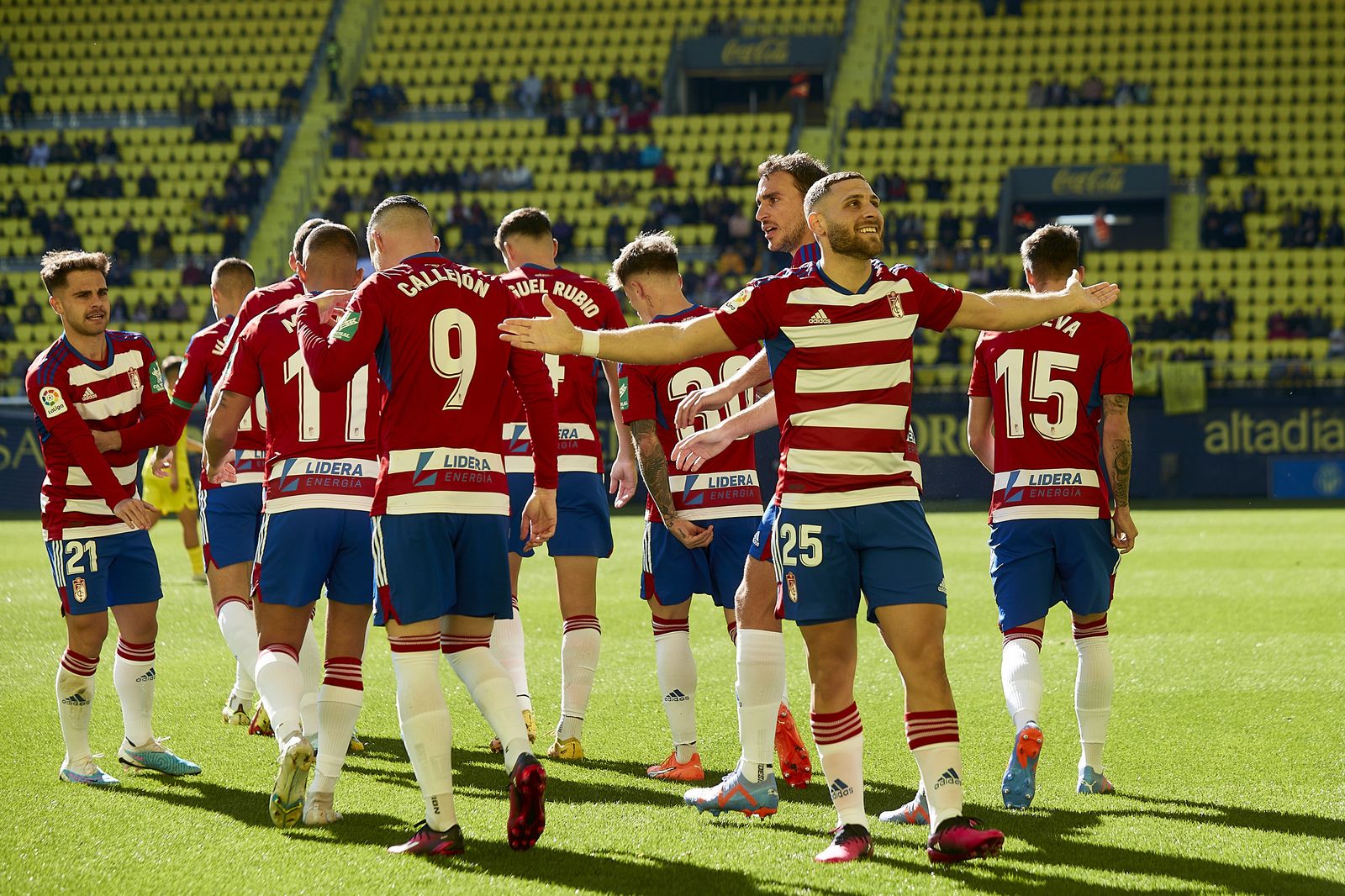 Las mejores imágenes del Villarreal B-Granada CF