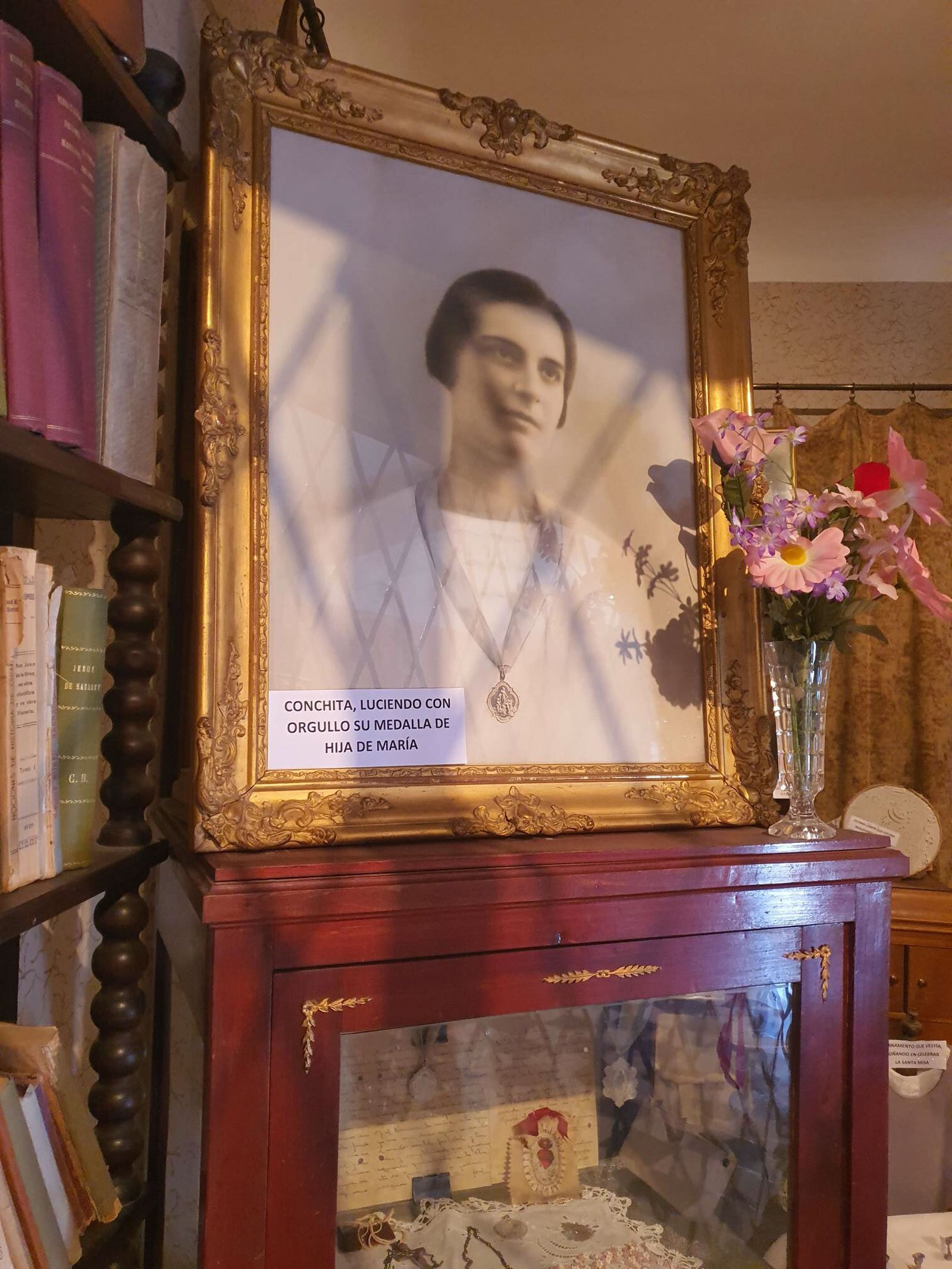 Una de las muchas fotos de Conchita en el museo.