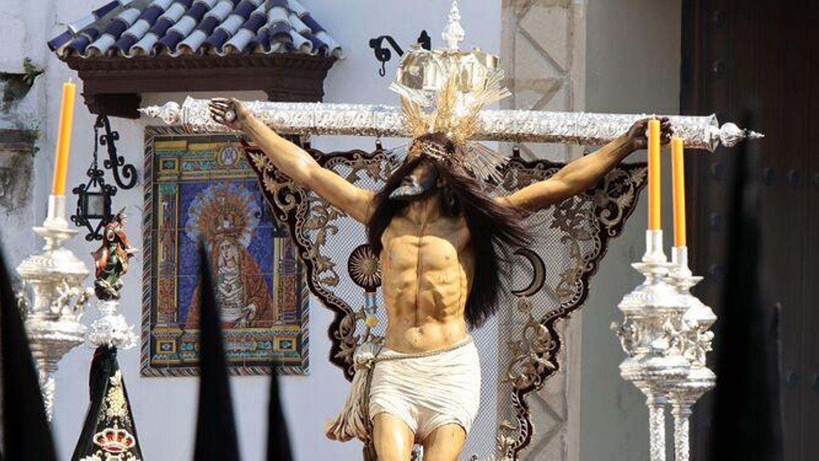 El Cristo a su salida de ermita de San Telmo, un Viernes Santo. El Cristo a su salida de ermita de San Telmo, un Viernes Santo.