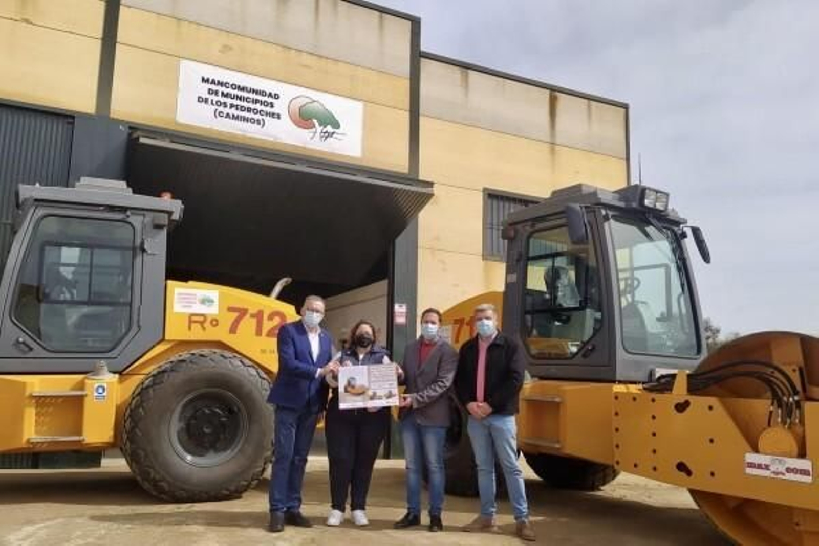 Maquinaria recibida a la mancomunidad de los Pedroches. Maquinaria recibida a la mancomunidad de los Pedroches.