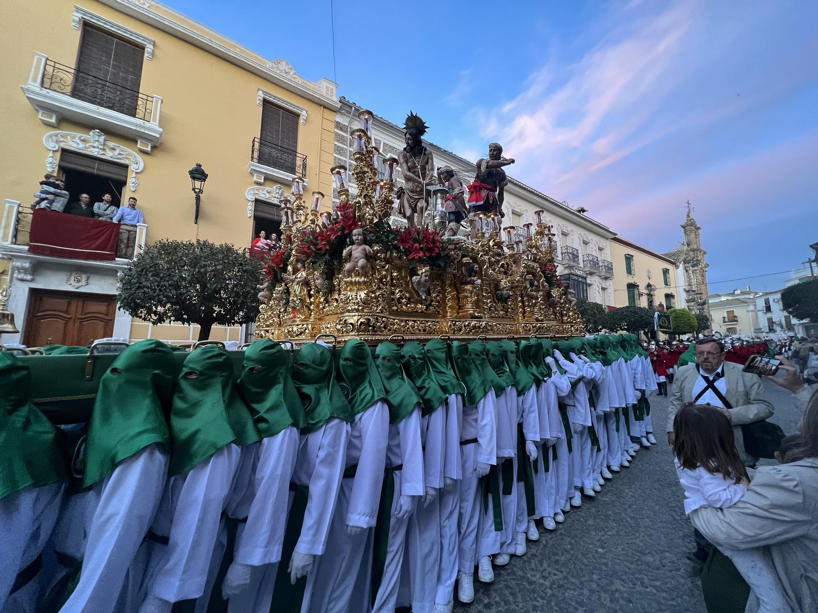 Jueves Santo en Priego de Córdoba:  La procesión de Jesús en la Columna, en imágenes