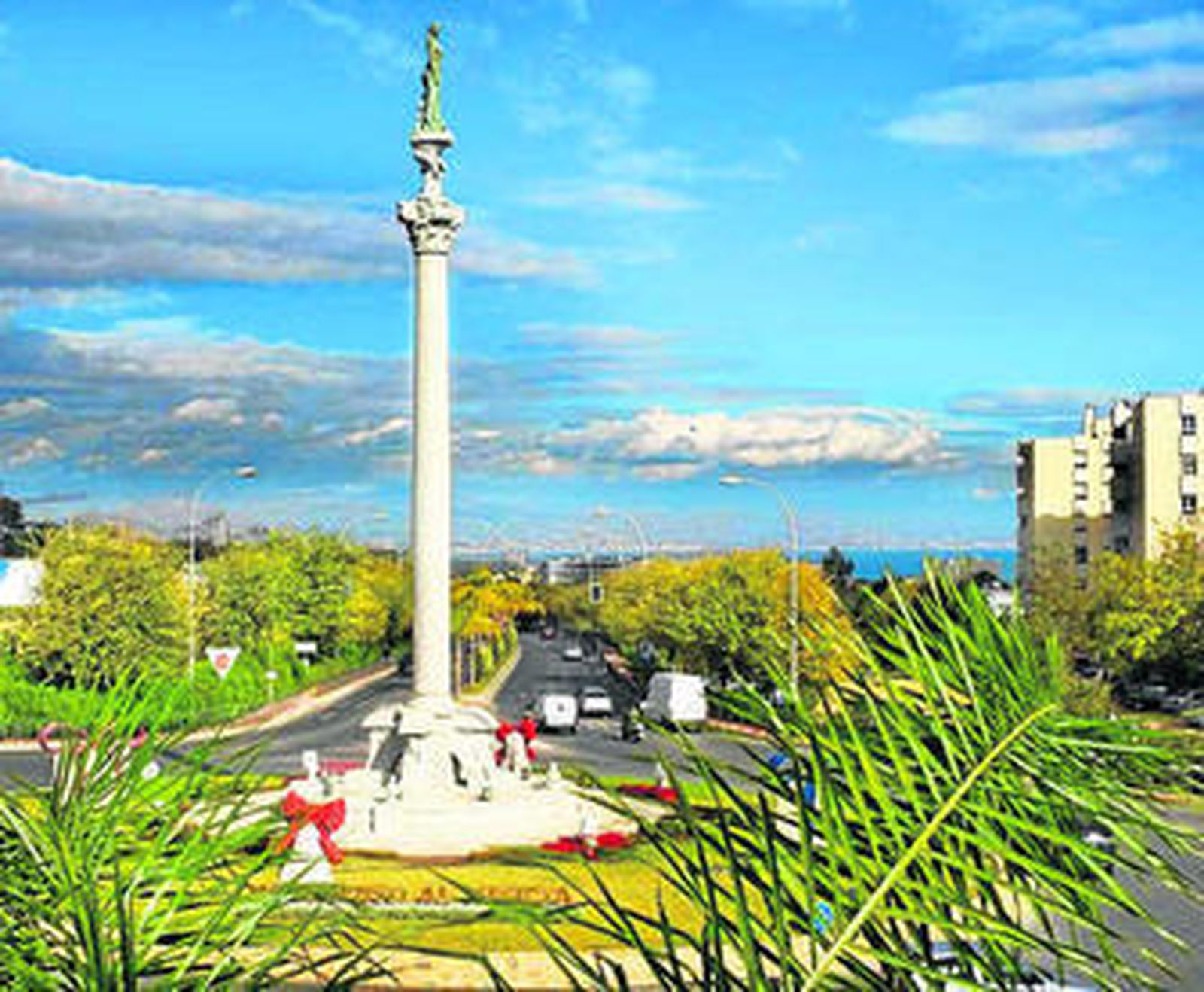 Vista del Monumento al Turista, en Torremolinos.