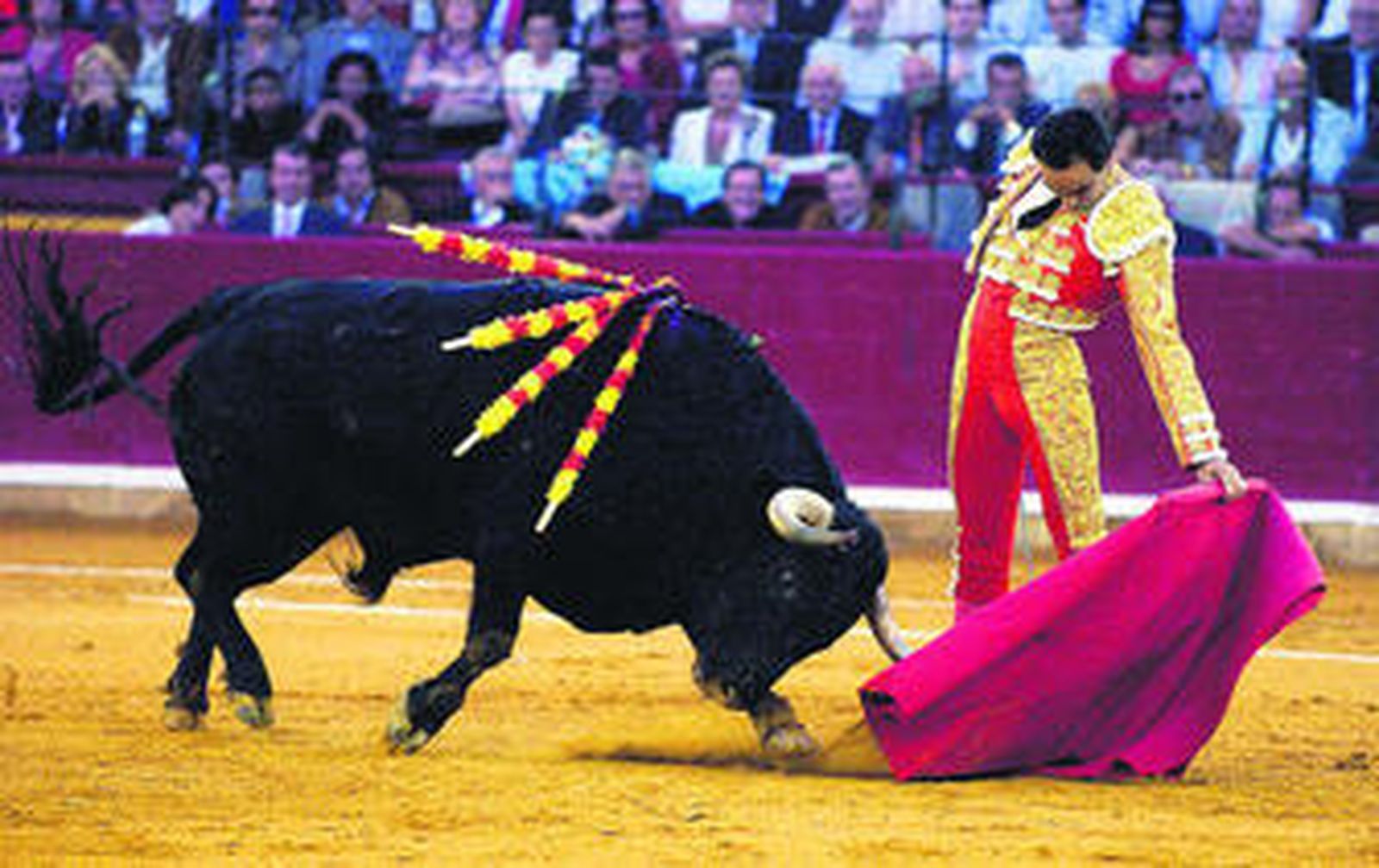 El Cid cuajó una faena de nivel, ayer en Dax, rayando con la zurda a la altura de sus años dorados.
