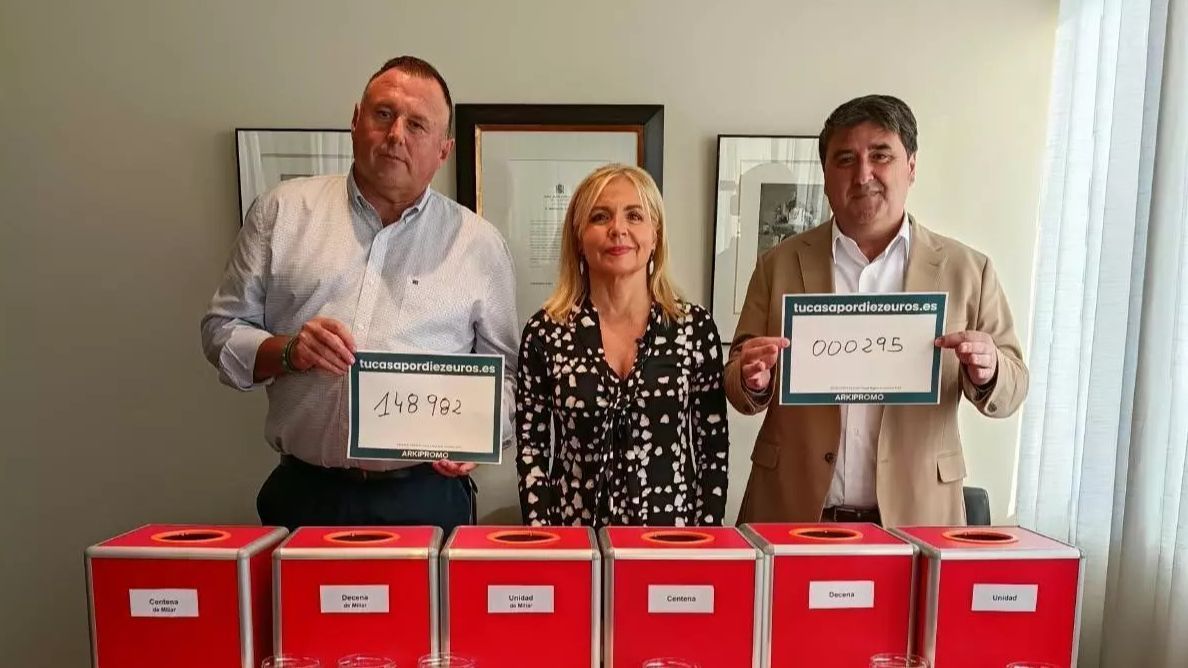 Una casa de 180.000 euros por 10 euros: un joven gana la vivienda sorteada en Cuevas de Becerro