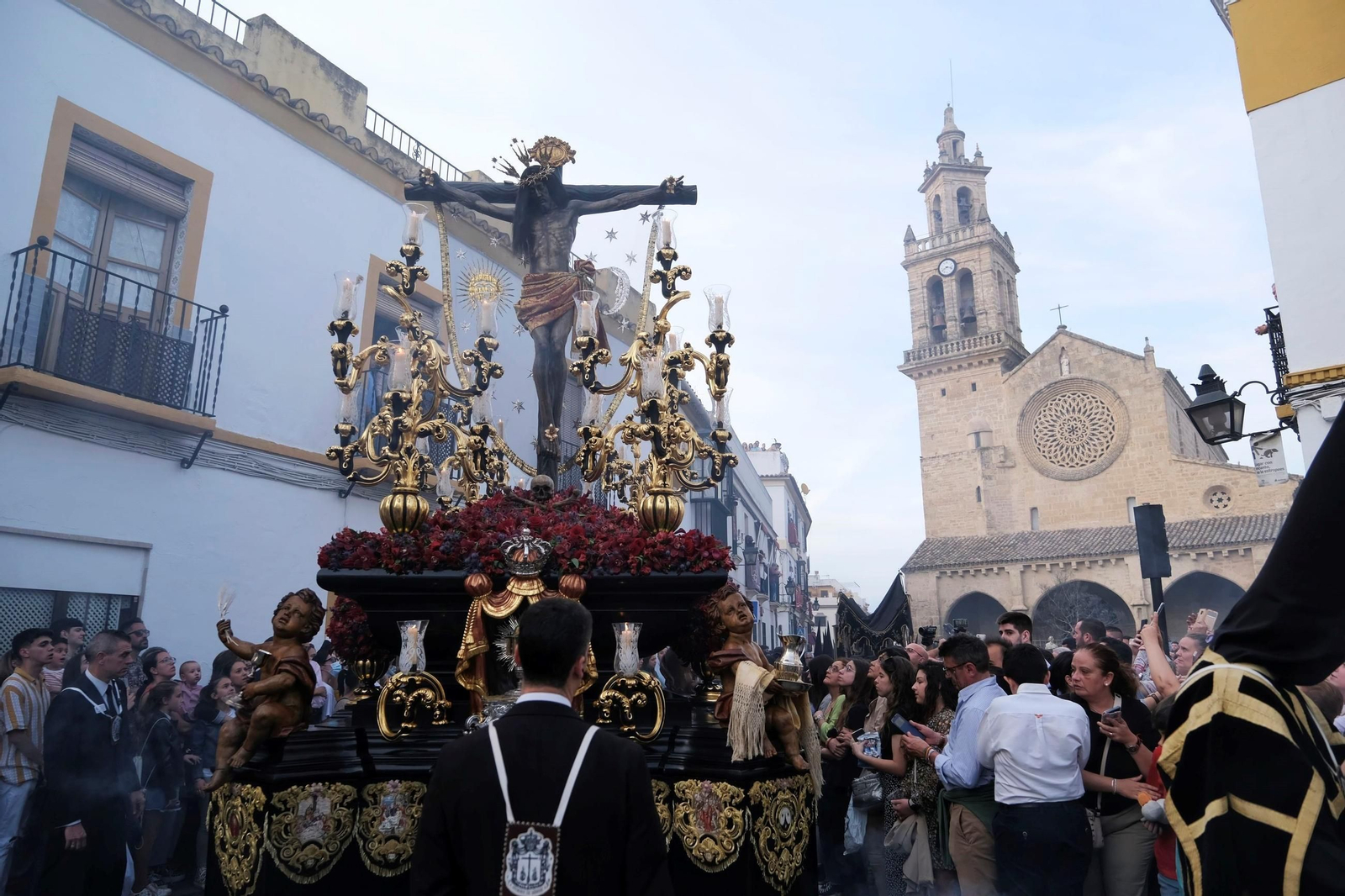 El Cristo del Remedio de Ánimas, en su paso procesional.