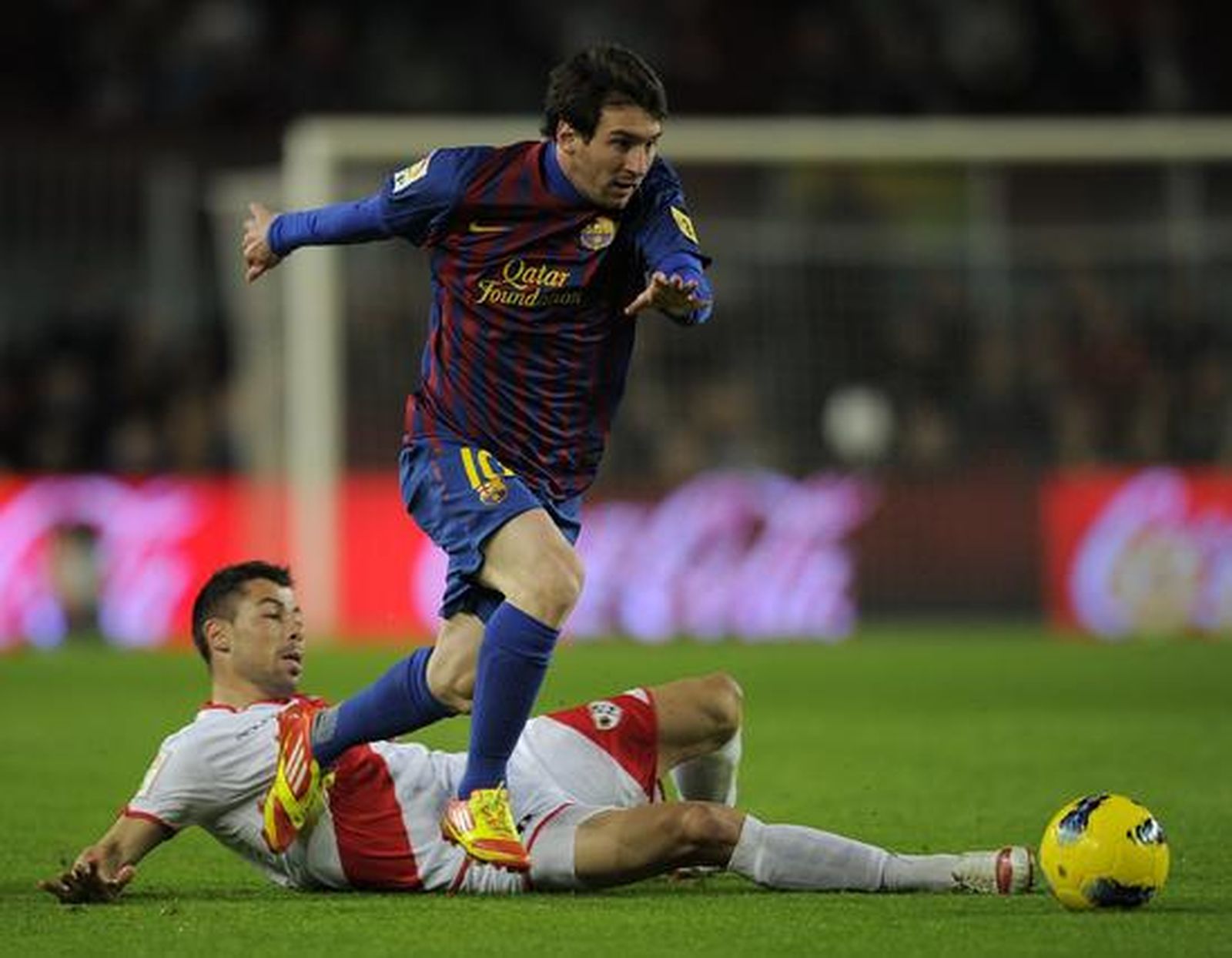 El Barça golea con facilidad a un Rayo Vallecano que salió valiente en el Camp Nou.

Foto: AFP