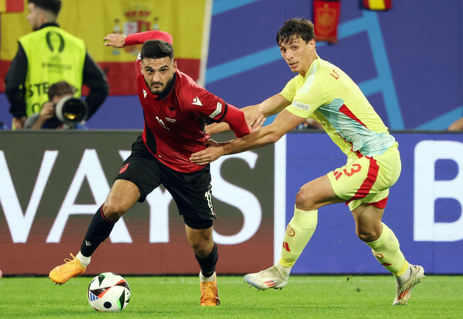 Las fotos del Albania - España