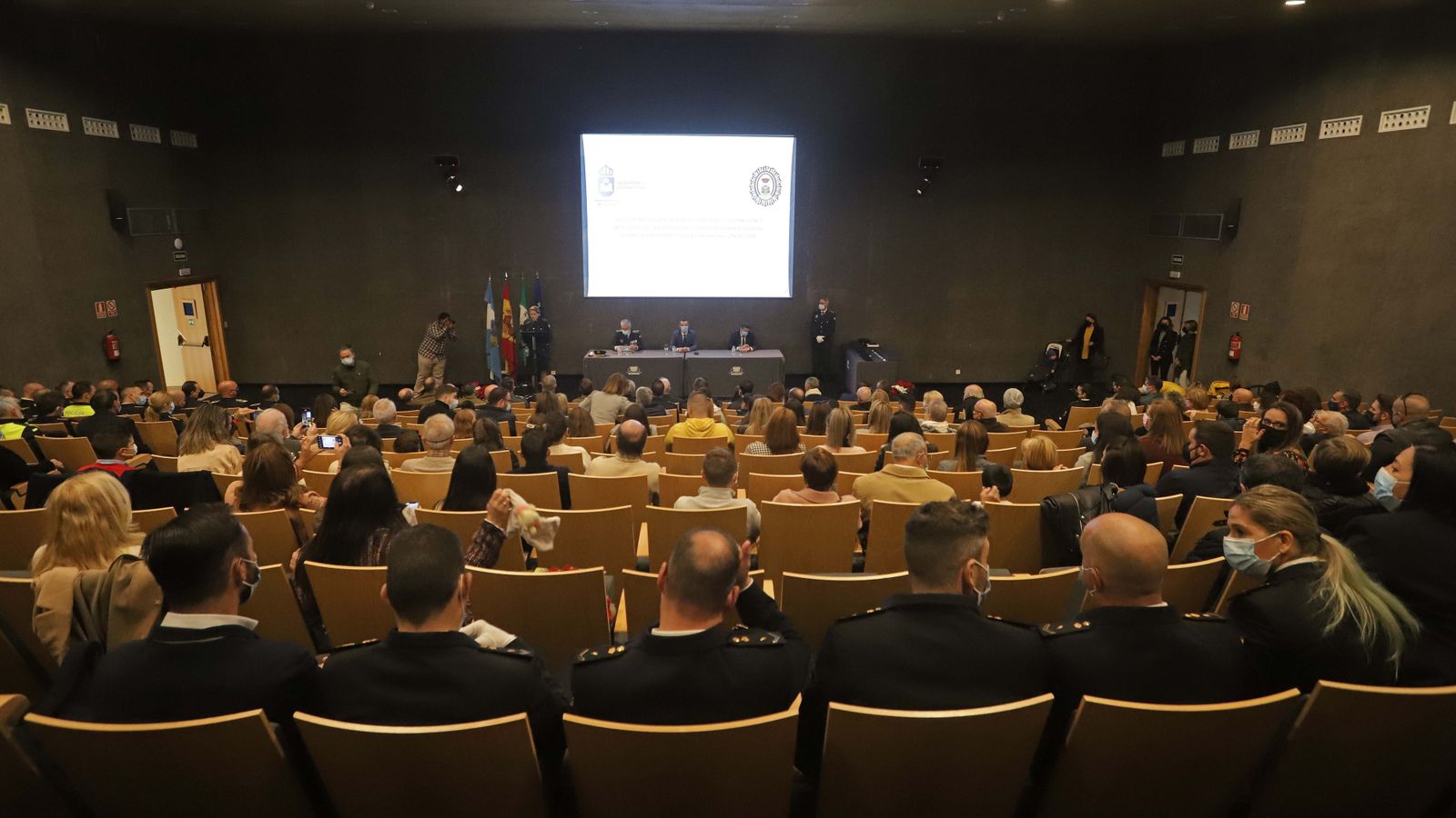 Fotos de la entrega de condecoraciones y reconocimientos de la Policía Local de La Línea