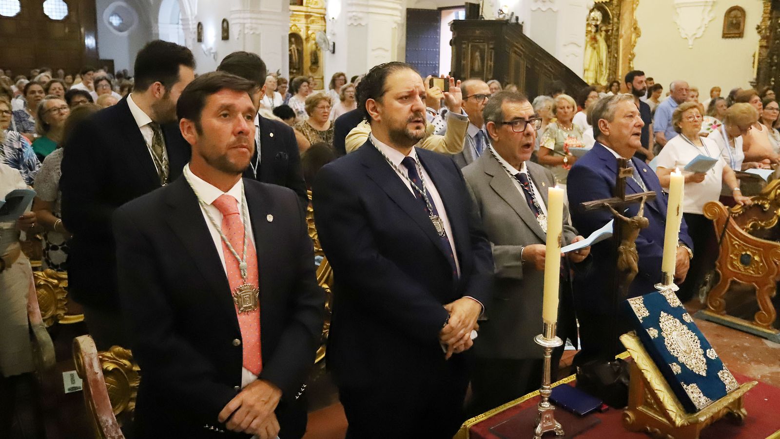 Junta de gobierno de la Cinta, que preside Bienvenido González Roldán.