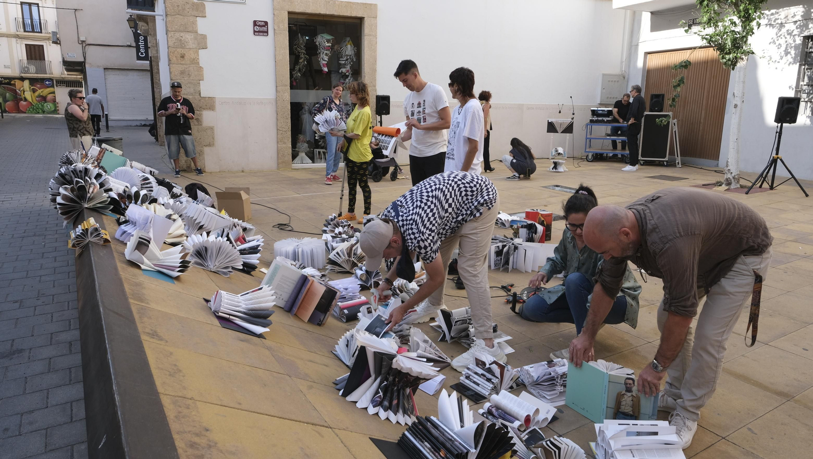 Imágenes de la Noche en Blanco, en Almería
