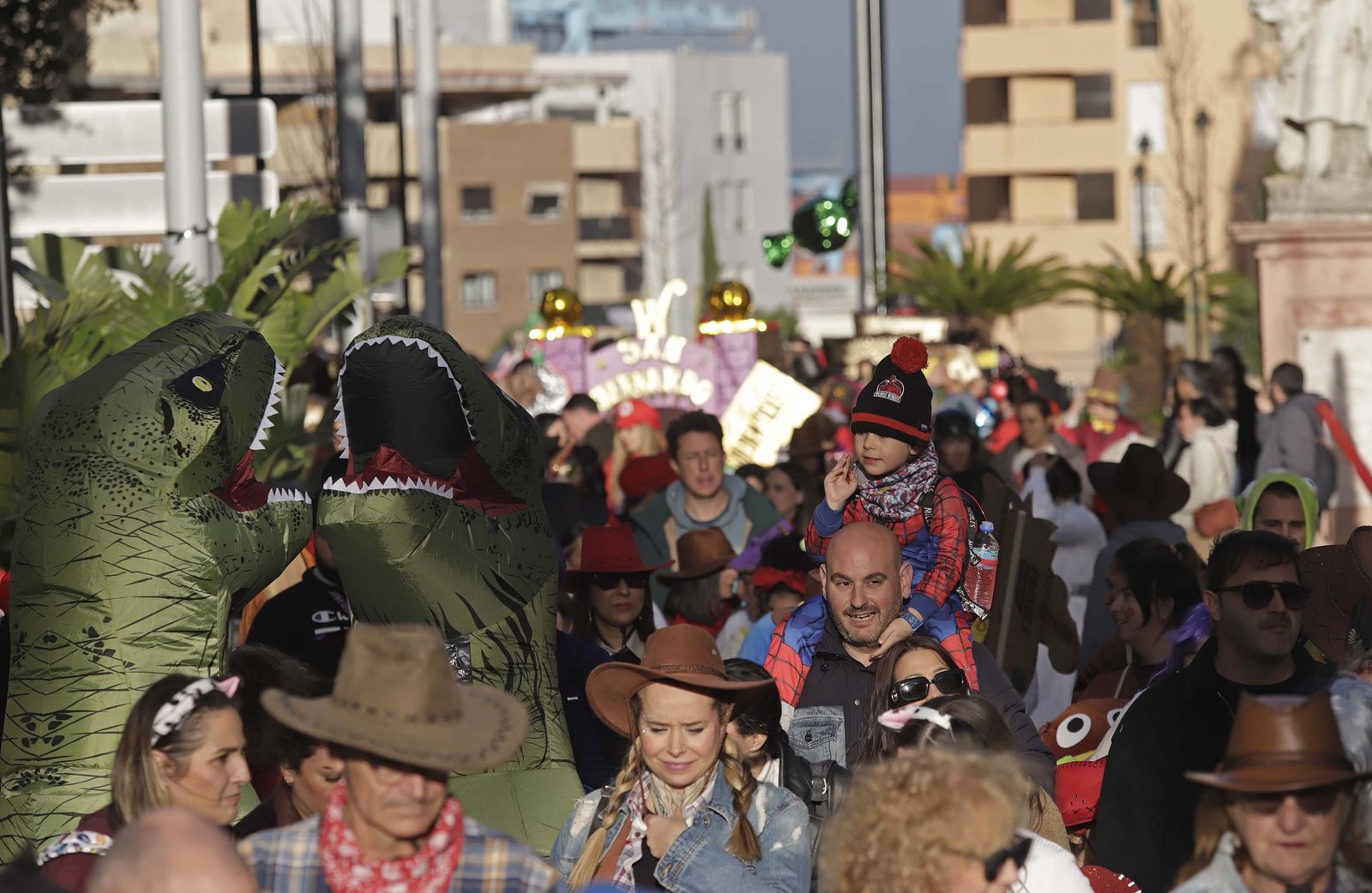 Fotos del III Pasacalles Escolar del Carnaval Especial en Algeciras
