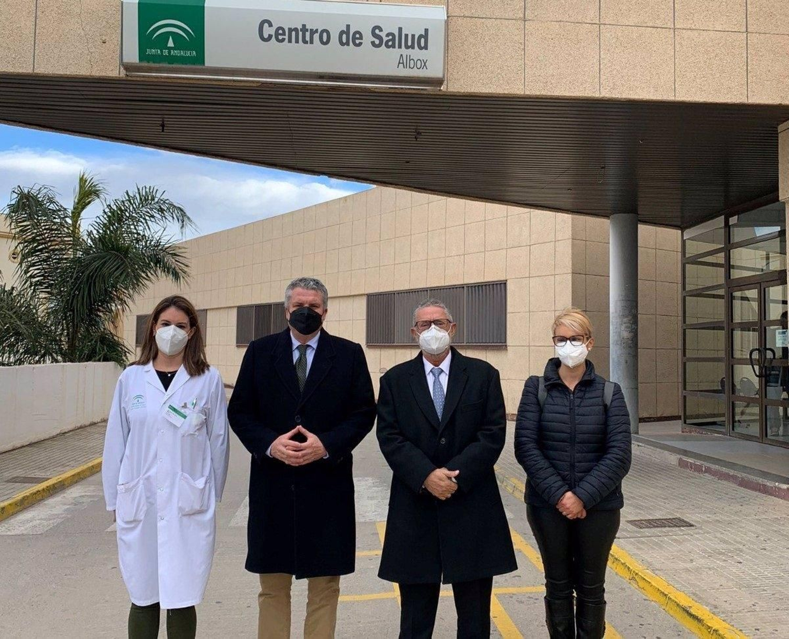Visita el año pasado al centro de salud por parte del alcalde y el delegado.