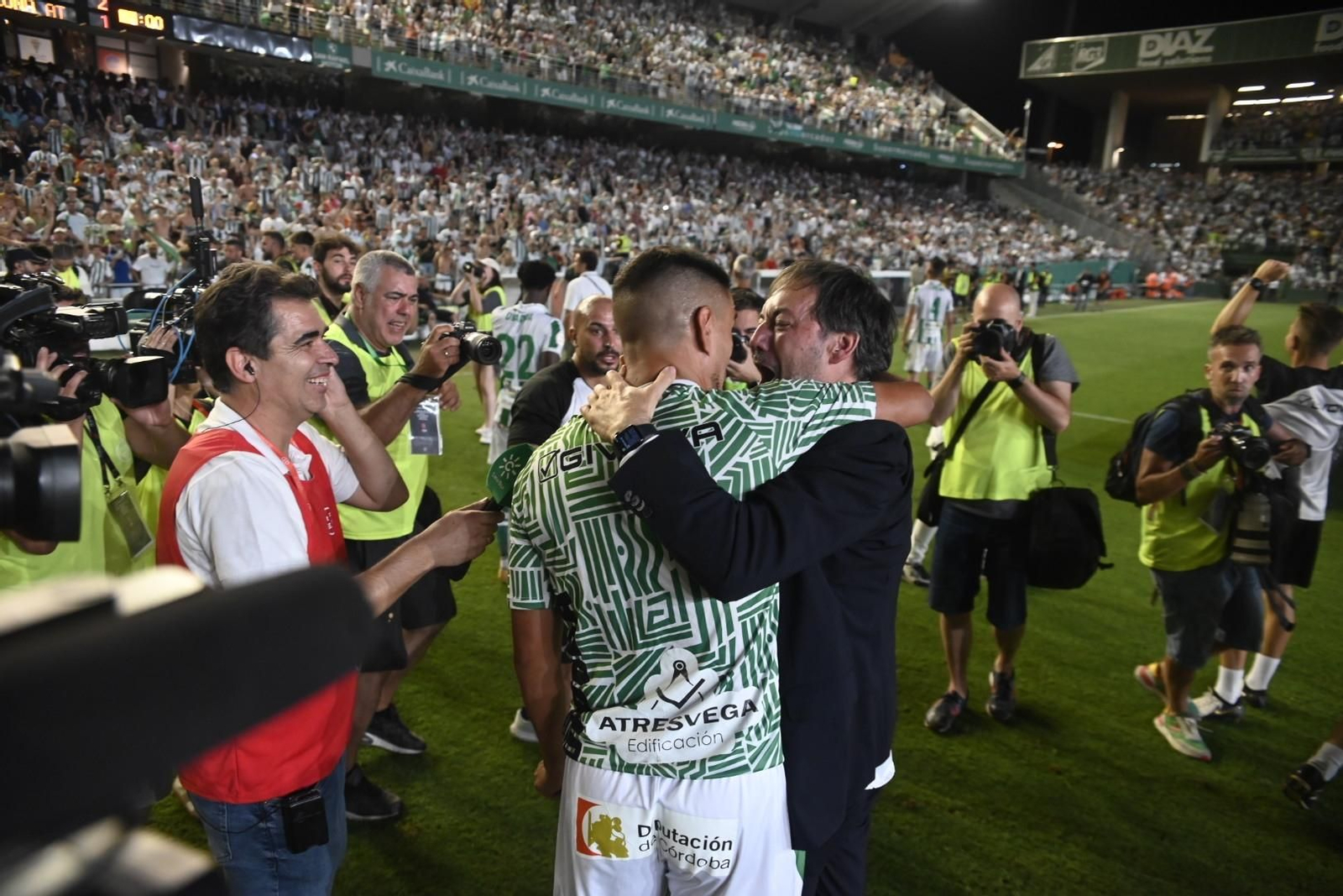¡El Córdoba CF celebra a lo grande su ascenso a Segunda División!