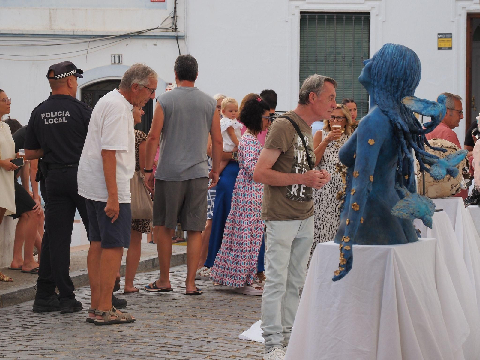 Paseo por el Arte de Ayamonte, el mayor museo efímero a cielo abierto, en imágenes