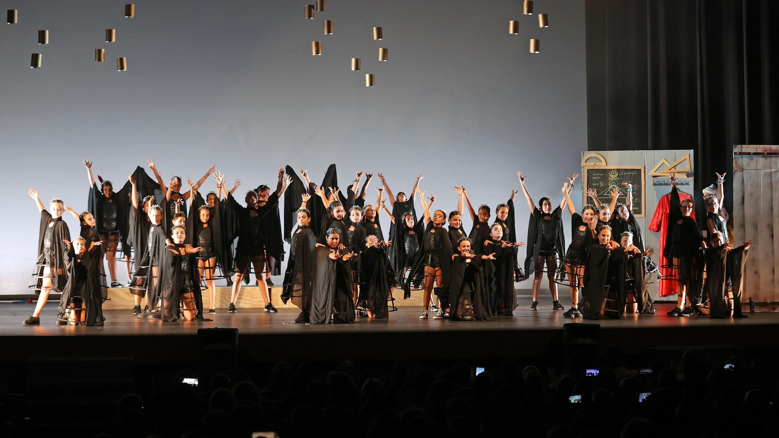 El Taller de las Ilusiones de las Hermanas Sánchez en el Teatro Villamarta de Jerez